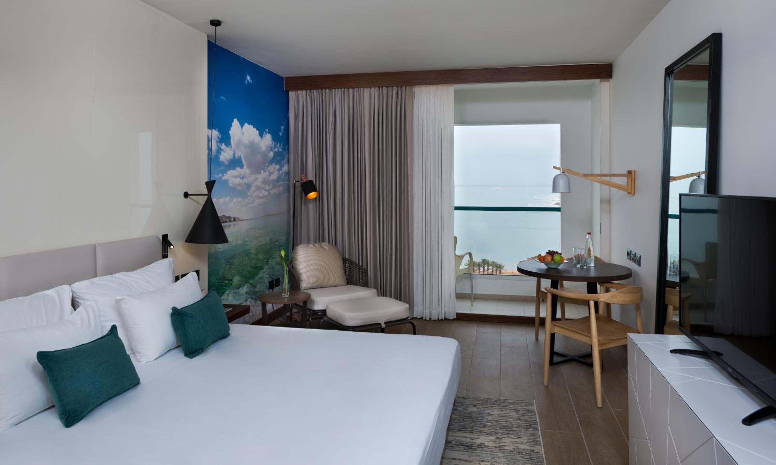 Executive Moav with Dead Sea and Pool View