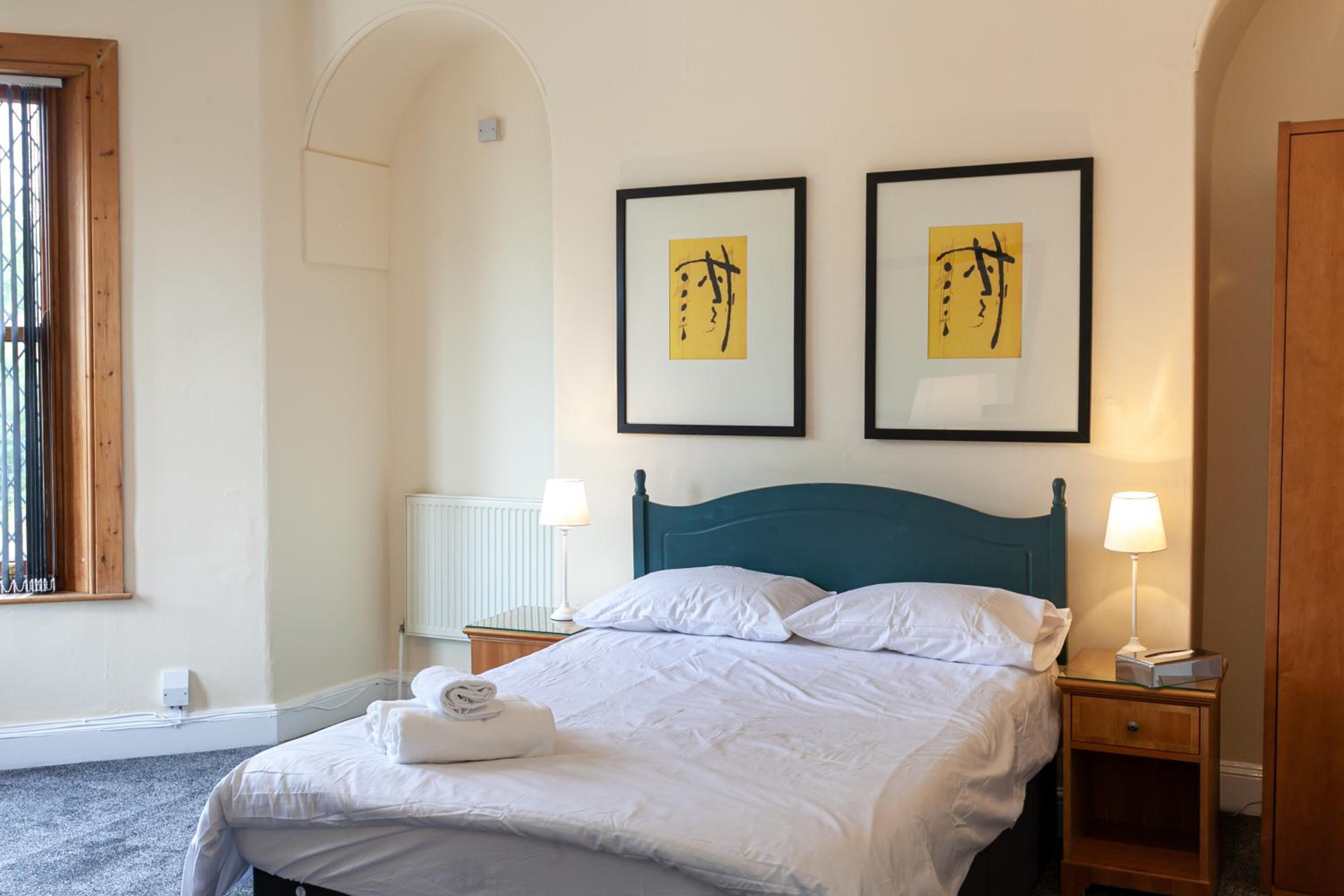 Deluxe Double Room with Shower