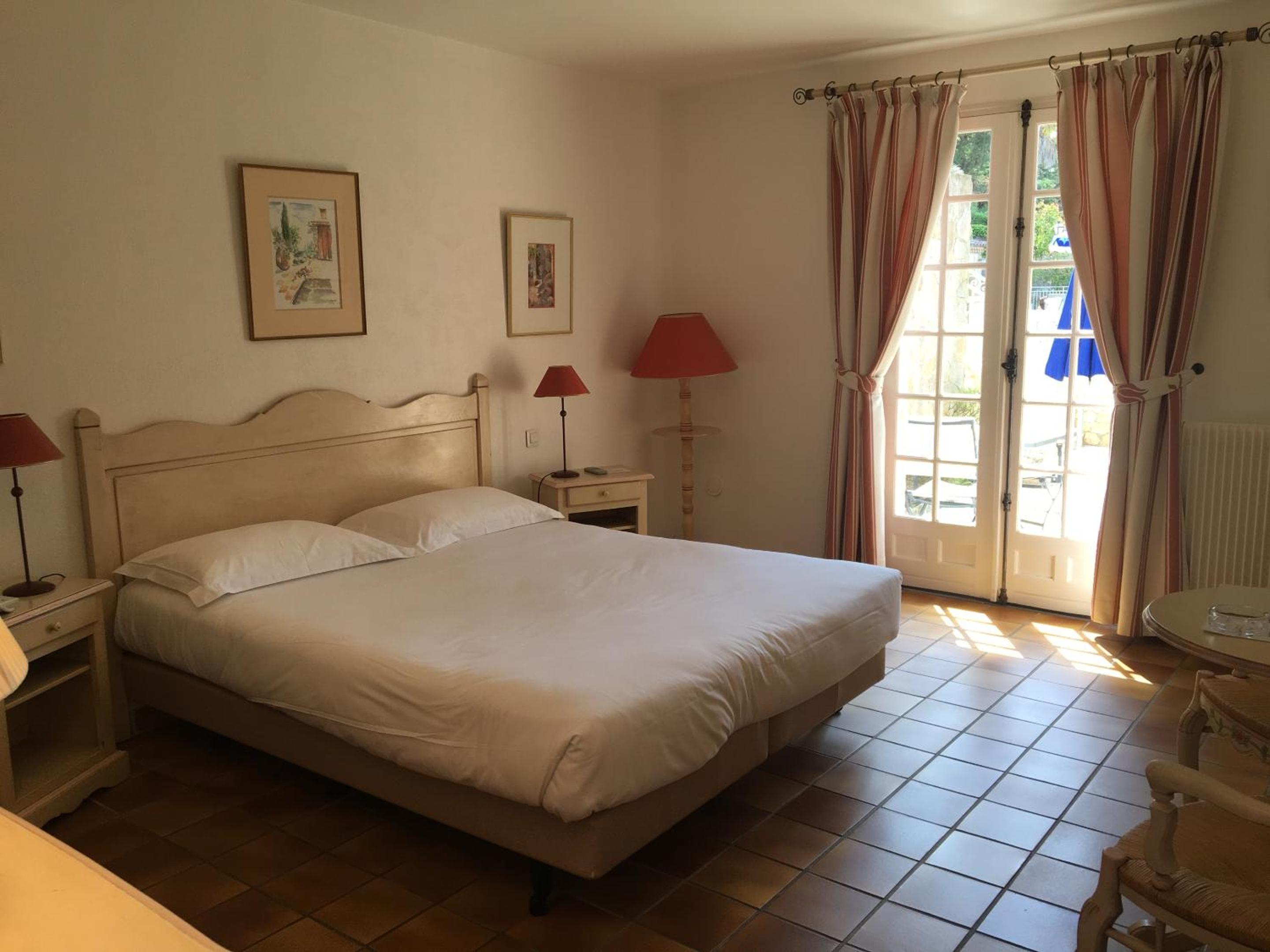 Superior Family Room