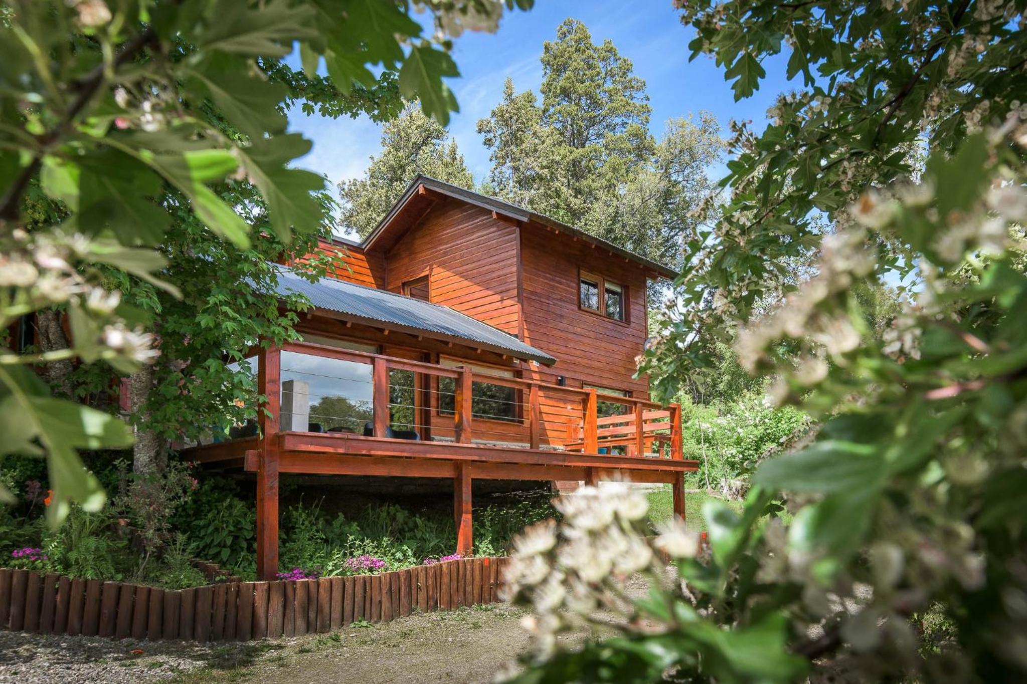 Deluxe Bungalow with Garden View