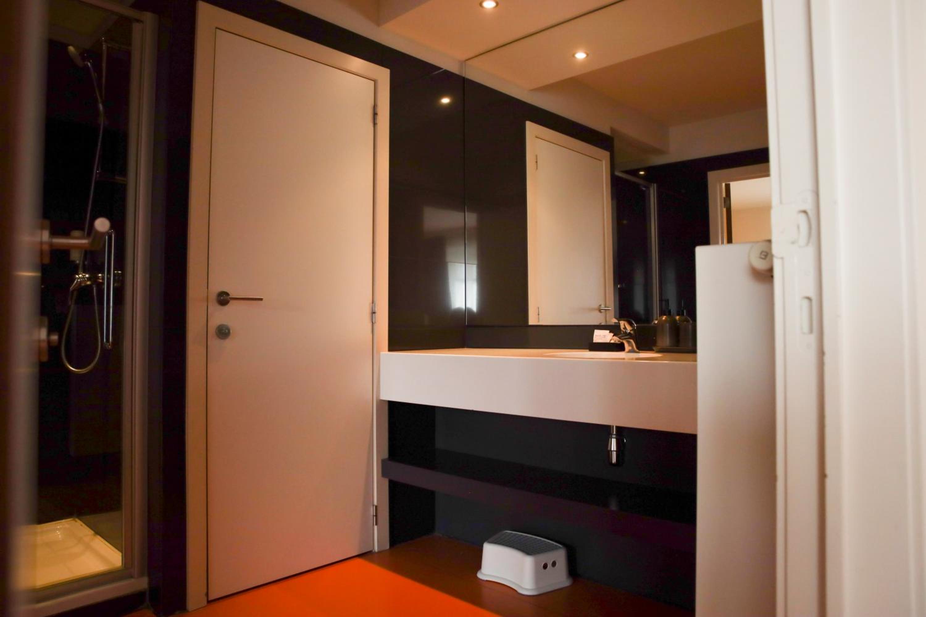One-Bedroom Apartment (4 Adults)