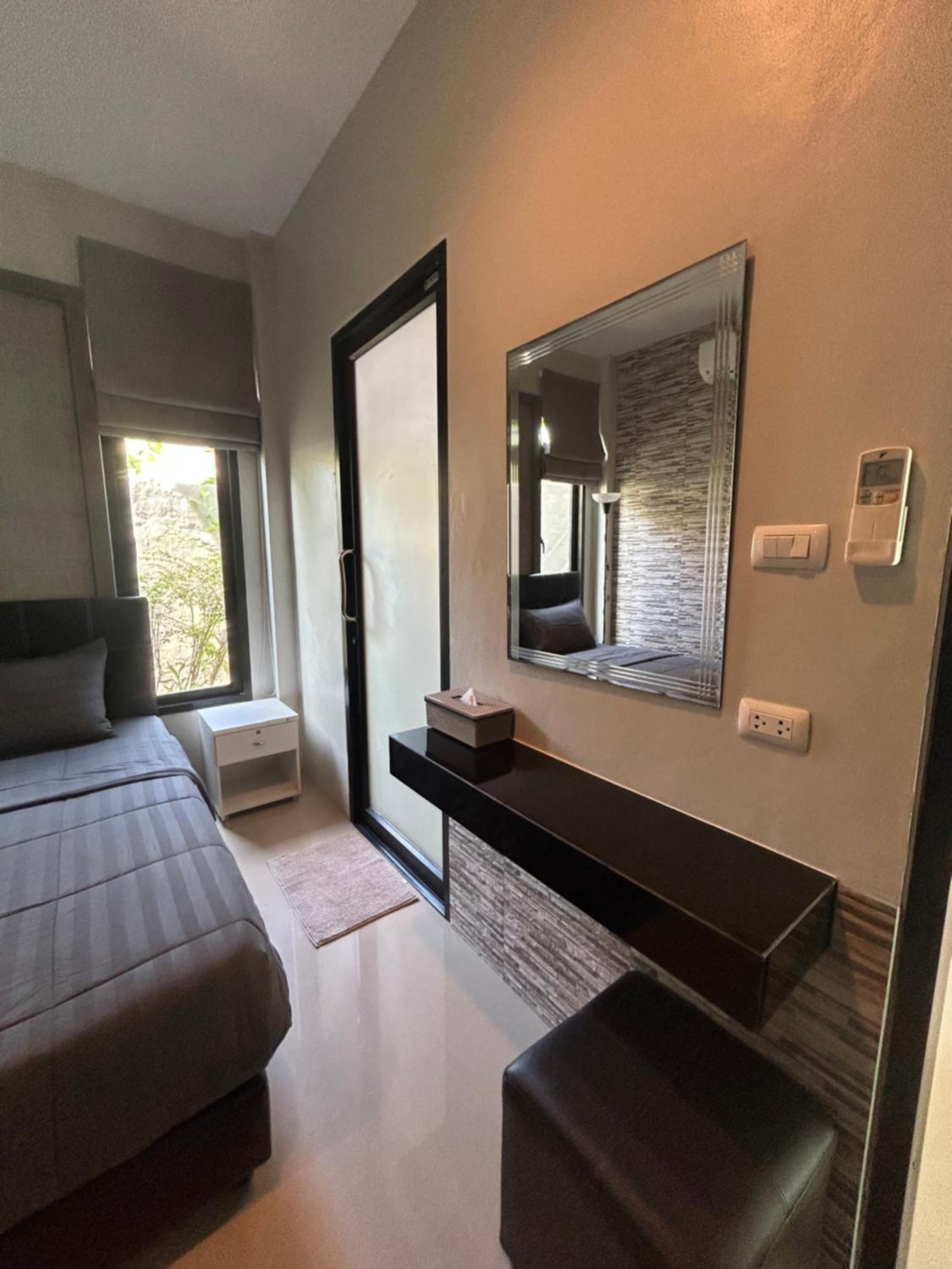 Quadruple Room with Private Bathroom