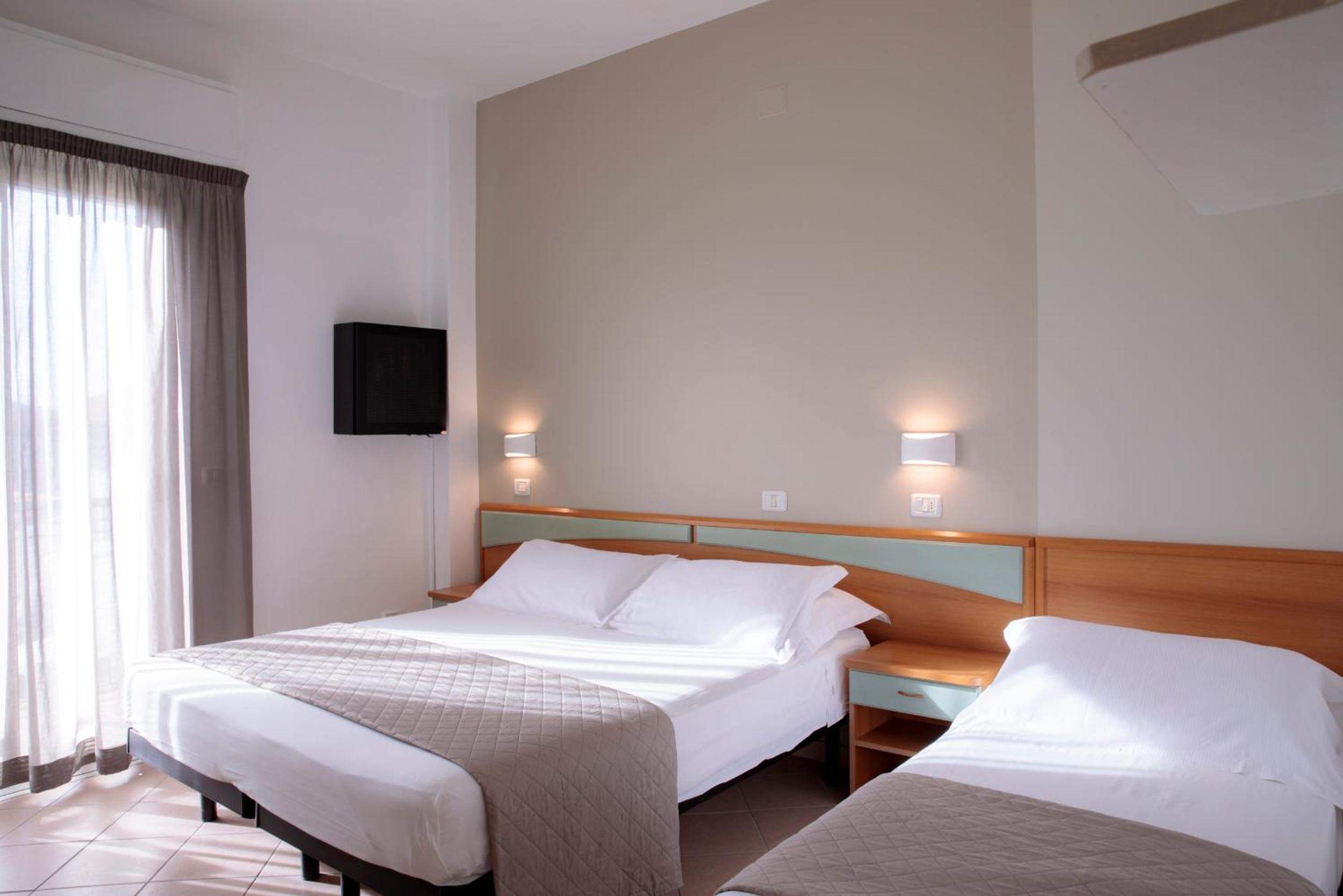 Comfort Triple Room