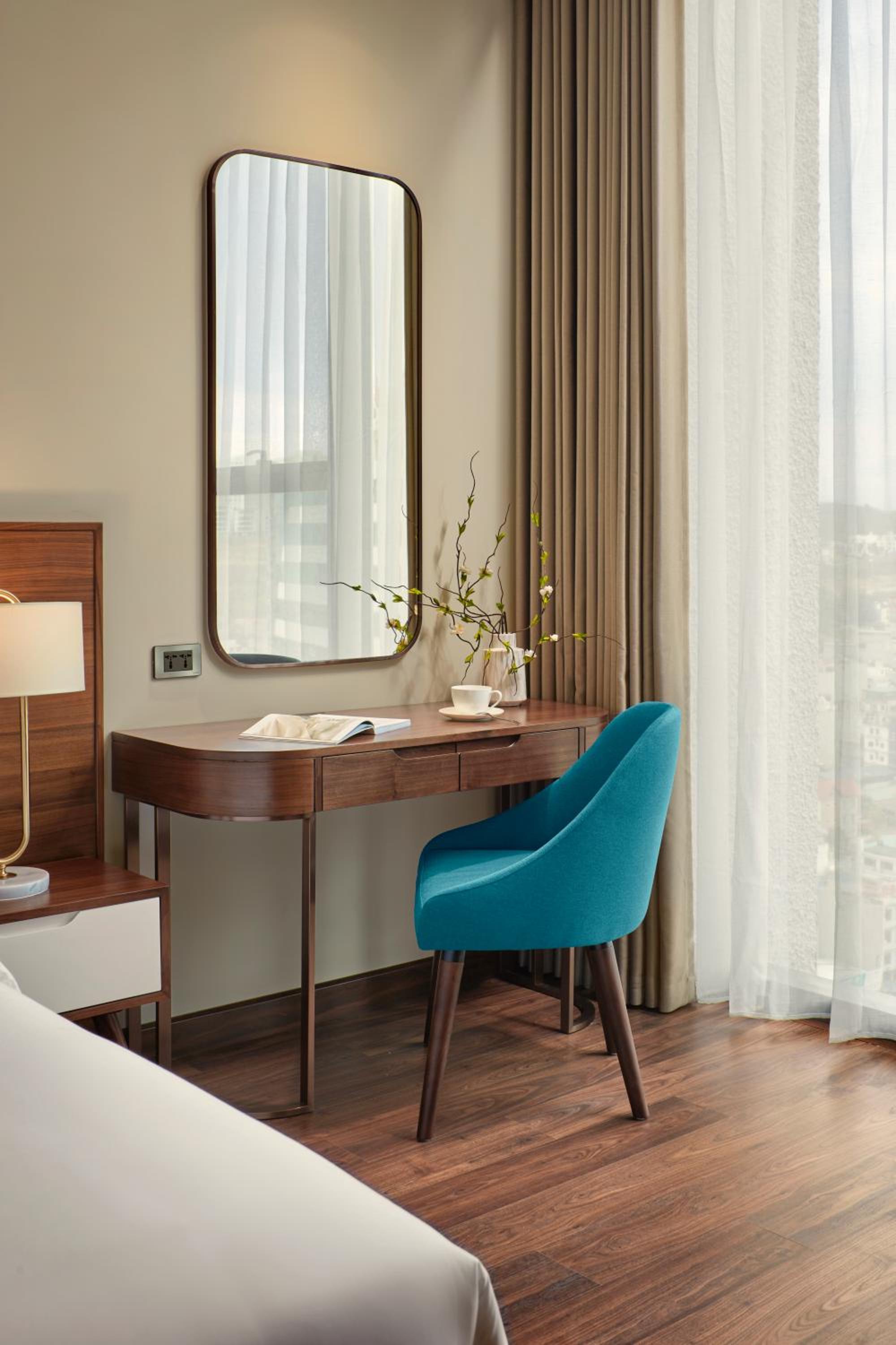  Premier Family Room with City View