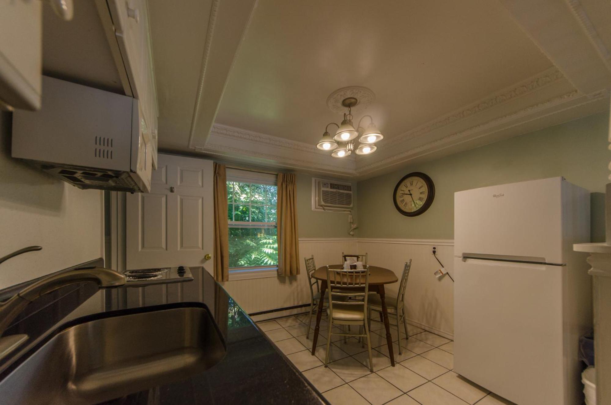 Studio - Non-Smoking