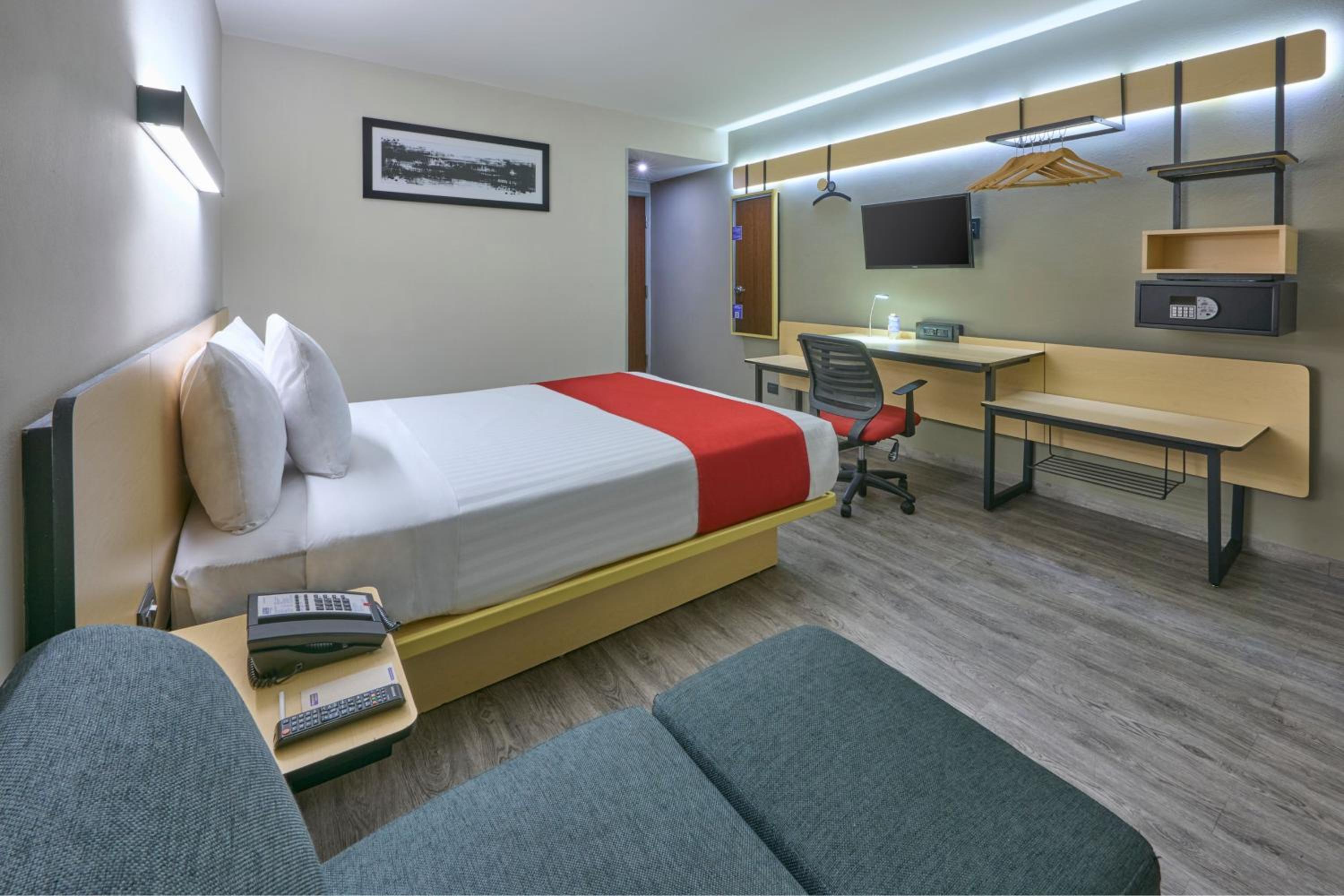 Queen Room