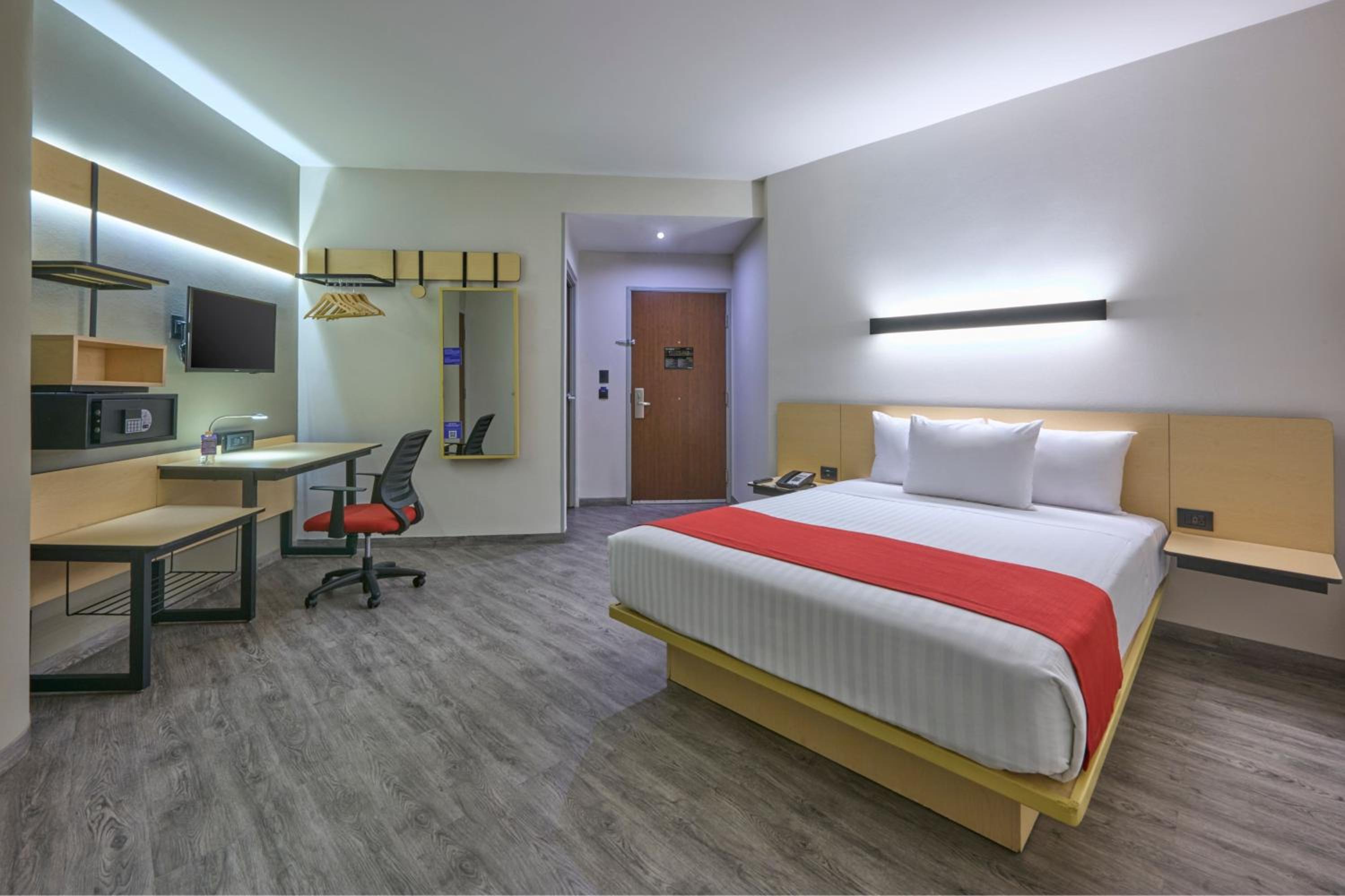 Queen Room