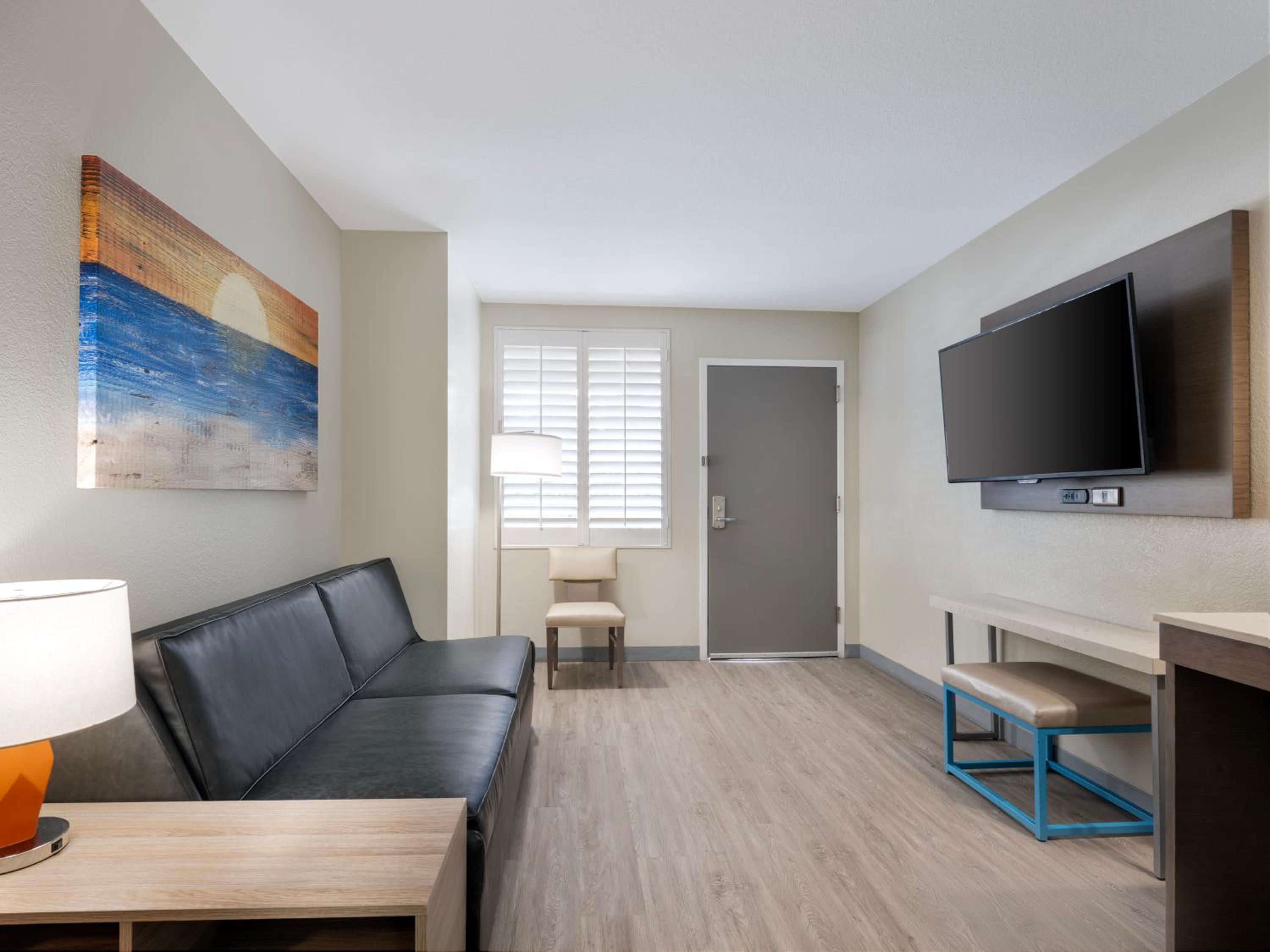 2 Bedroom King Family Suite