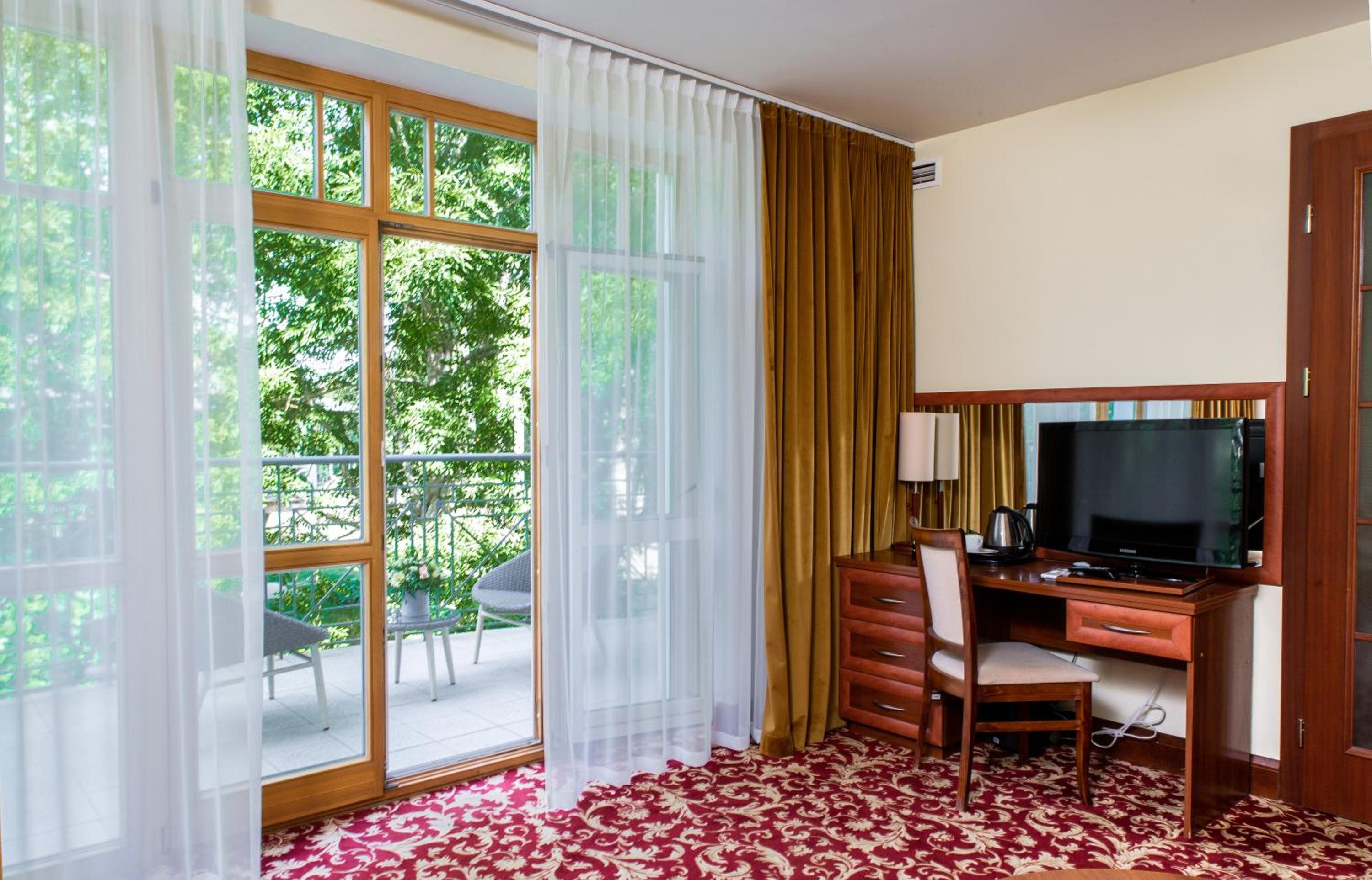 Suite with Sauna and Jacuzzi access