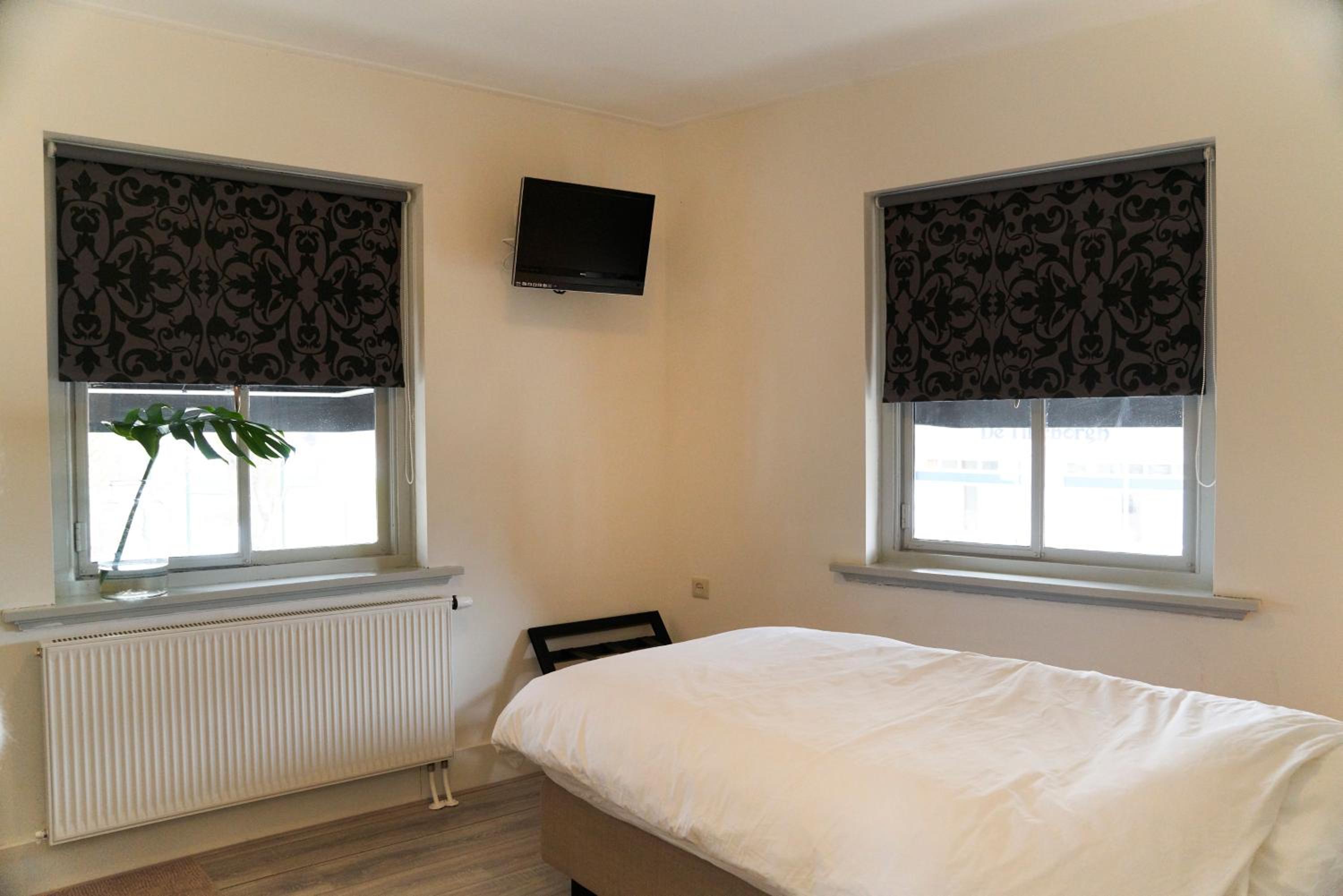 Single Room with Bathroom