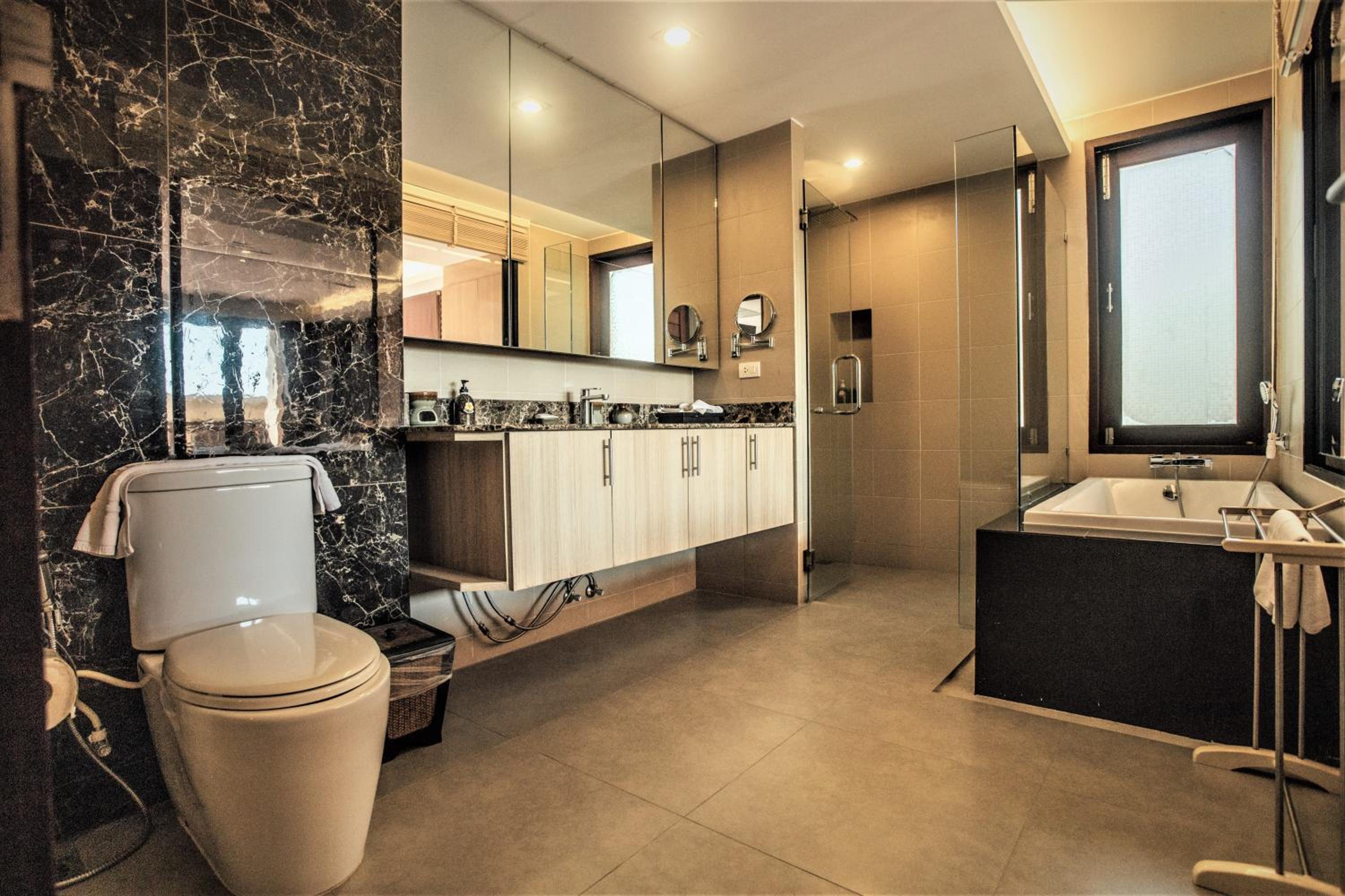 Suite with Pool View