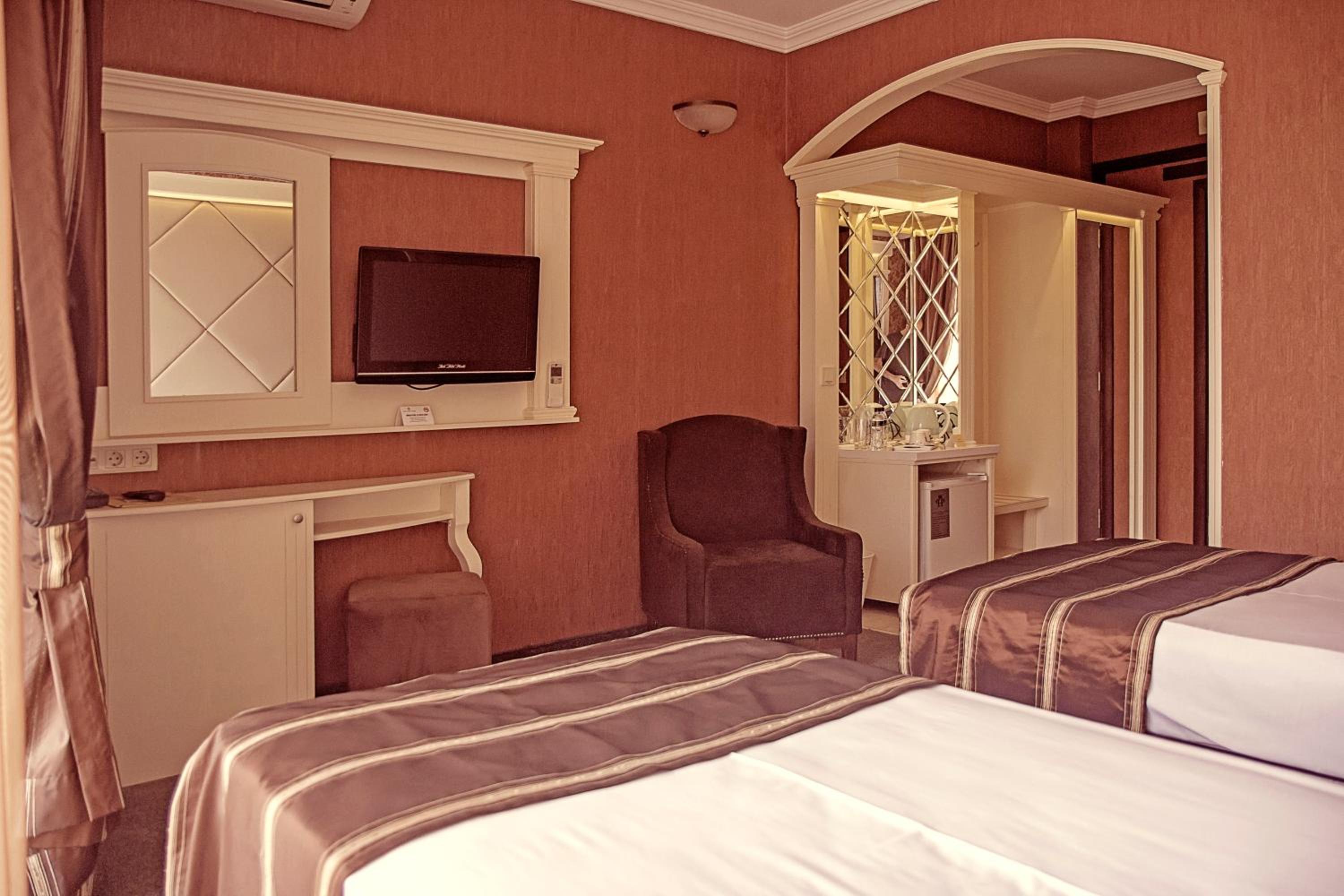 Standard Double or Twin Room with Free Spa Access