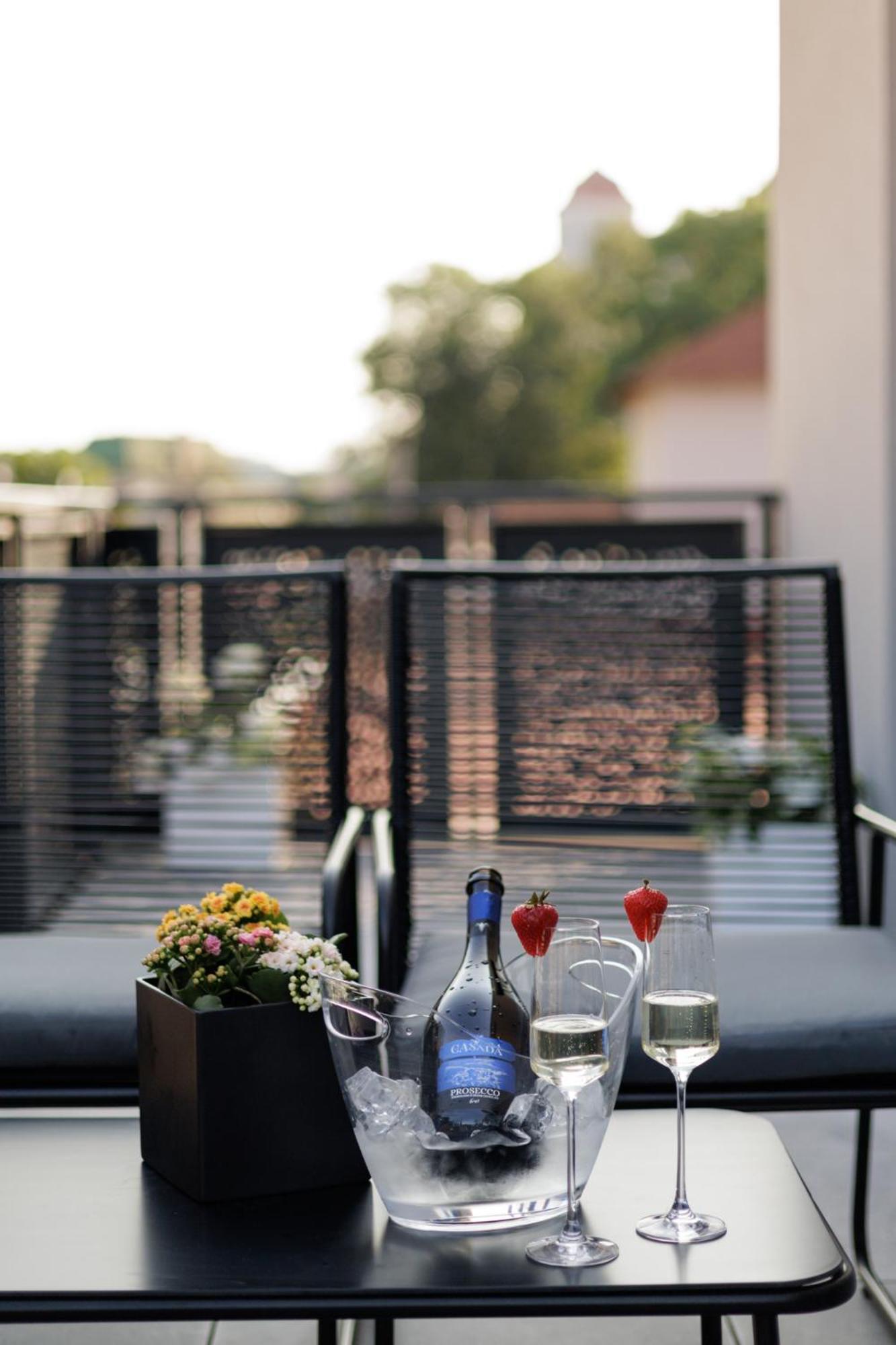 Apartment with Terrace