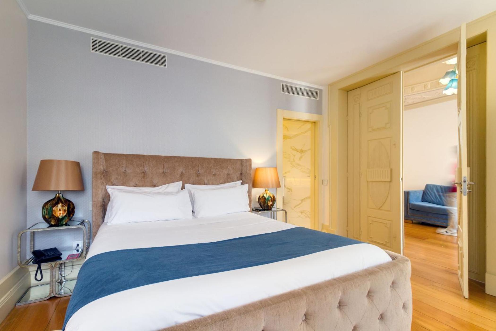 Apartment with Terrace