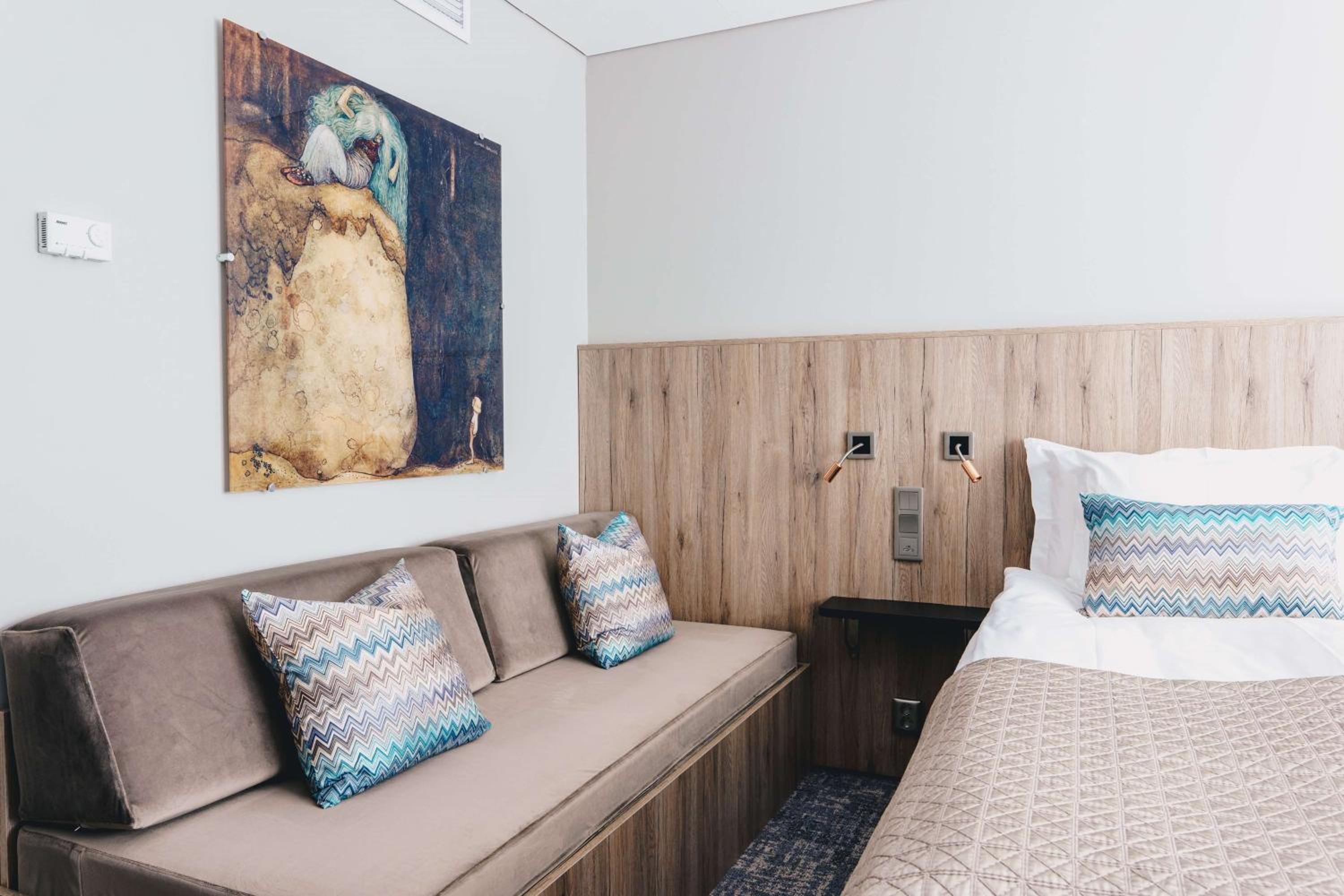 King Room with Sofa Bed