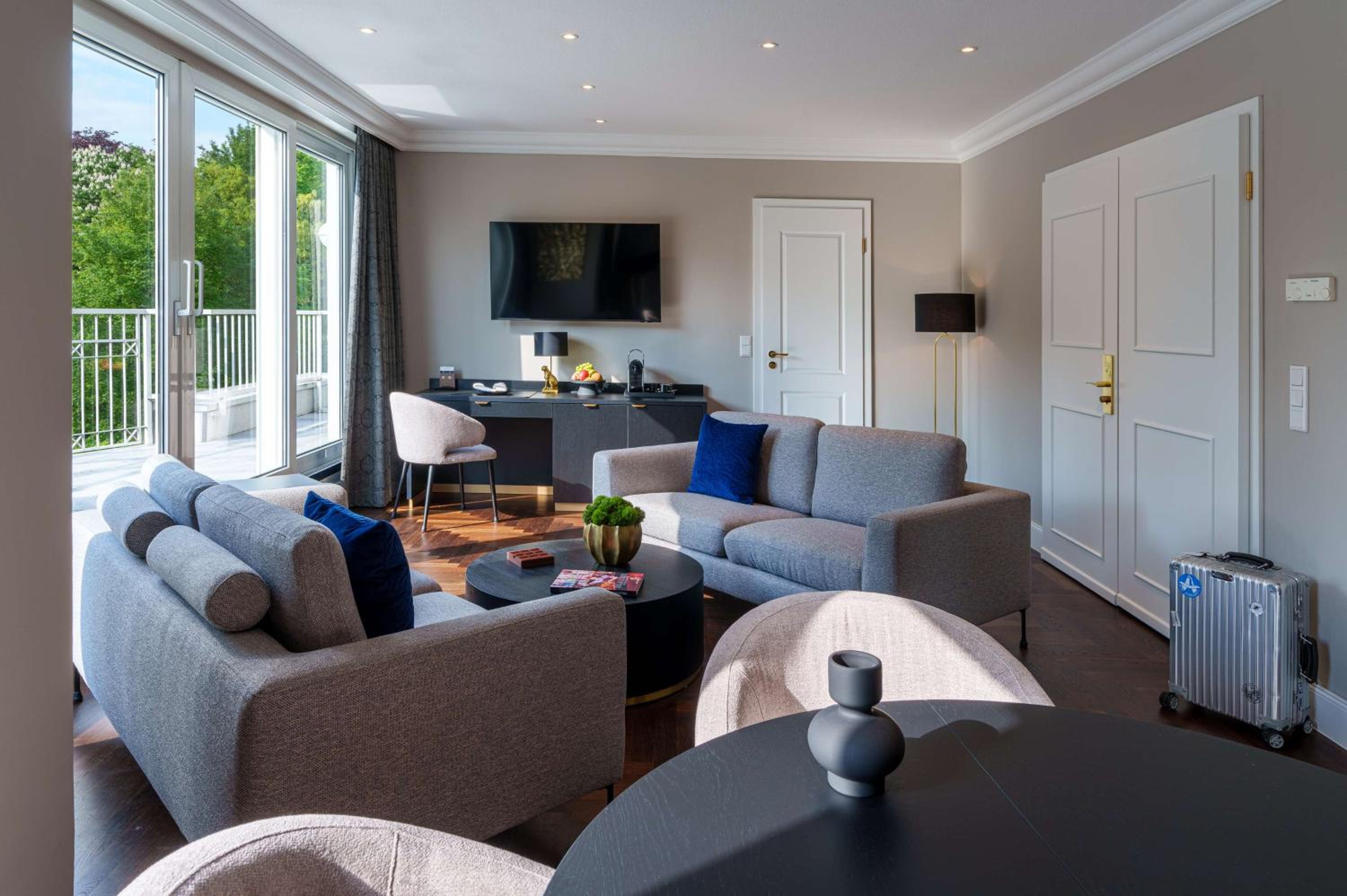 Penthouse with Roof Terrace