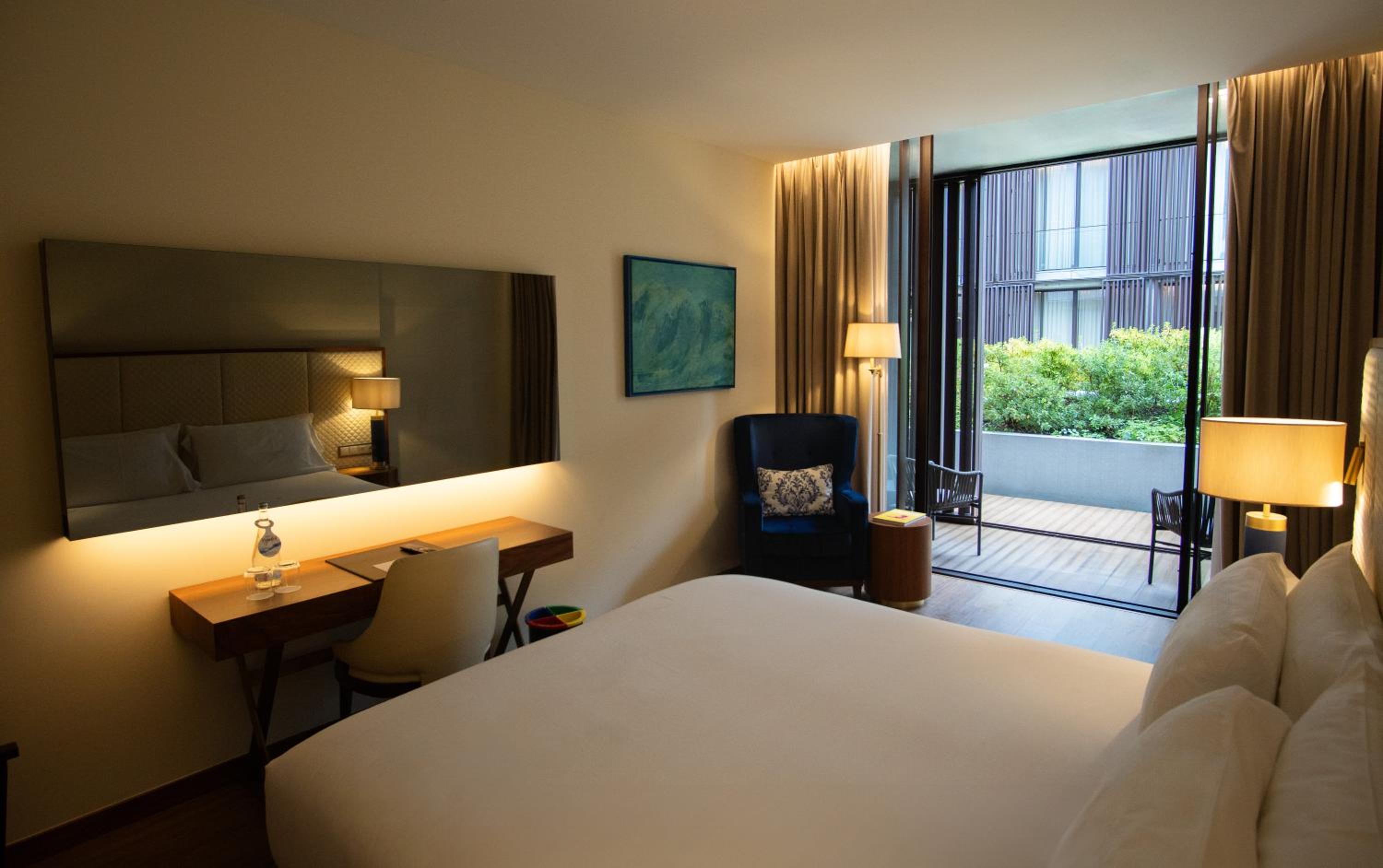 Grand Premium King Room