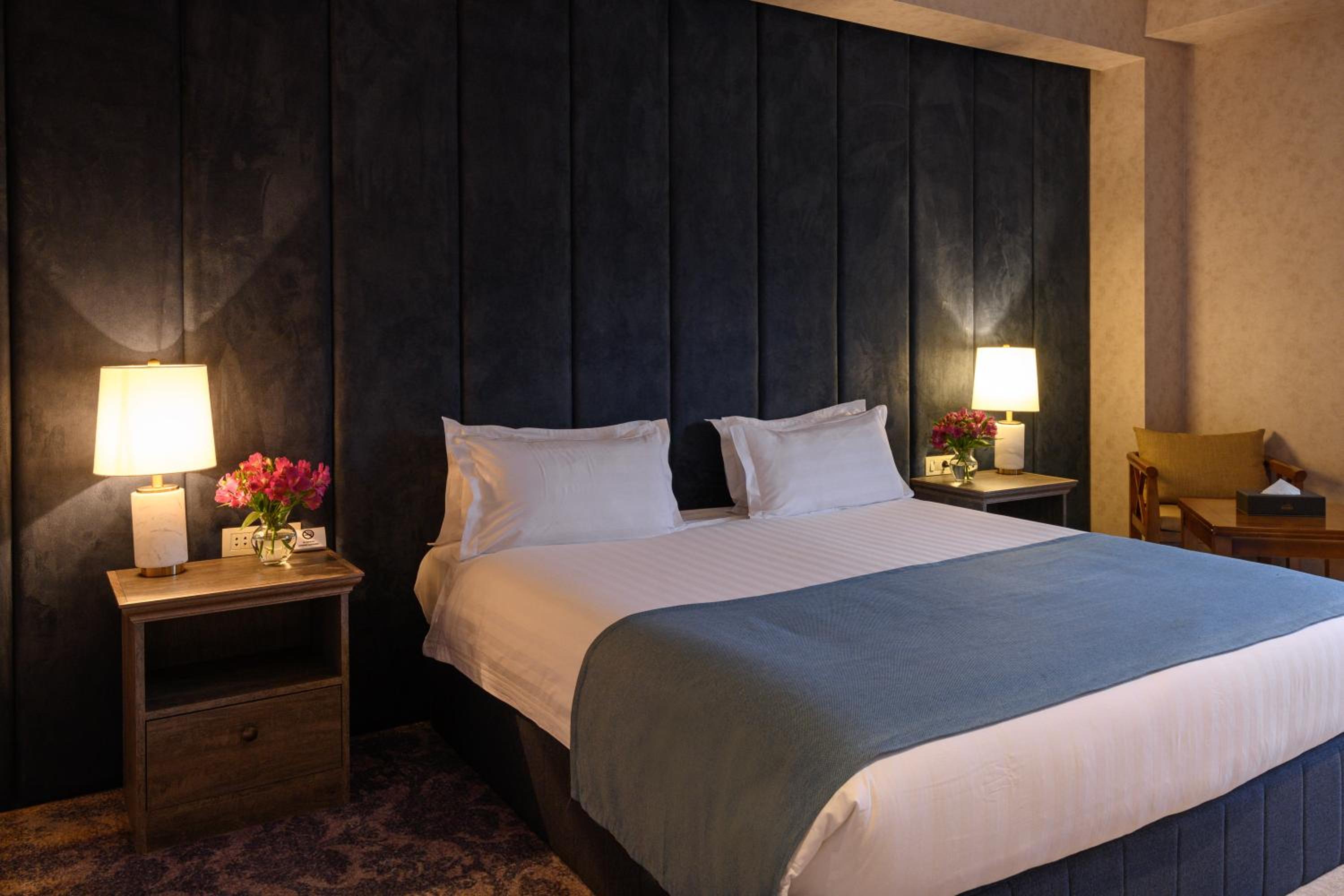 King Room With Mountain View