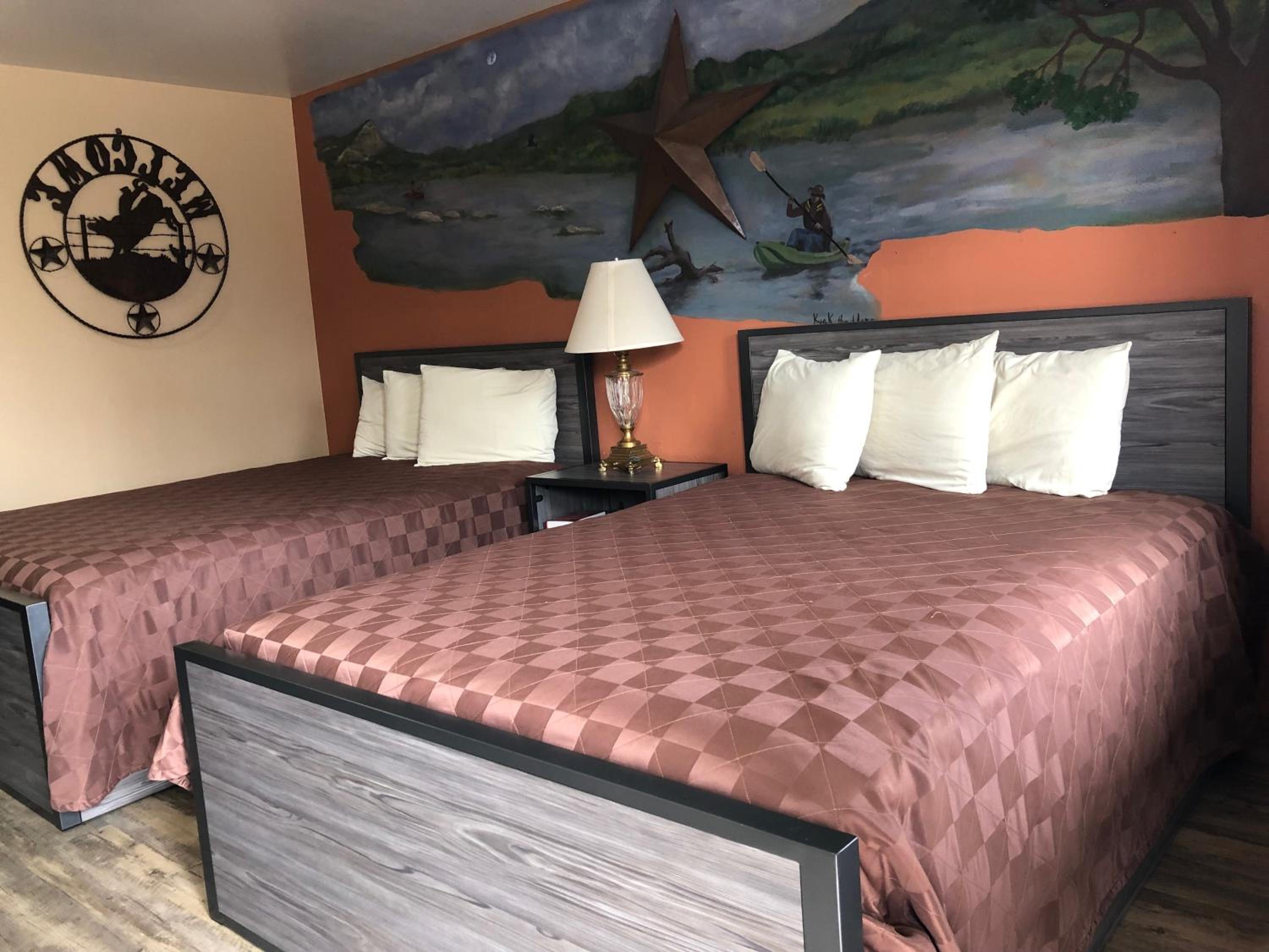 Queen Room with Two Queen Beds - Non-Smoking