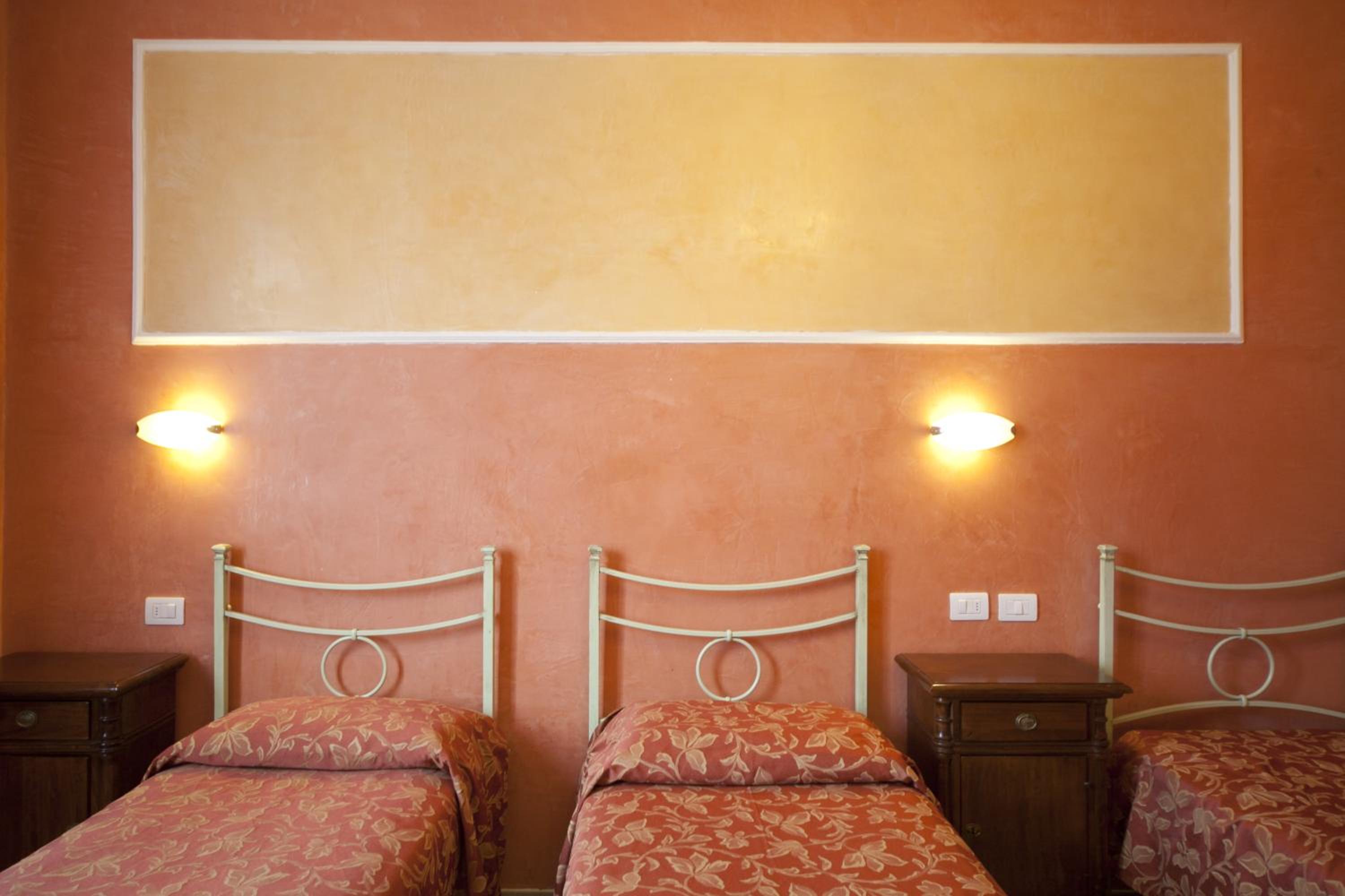 Twin Room with Private Bathroom