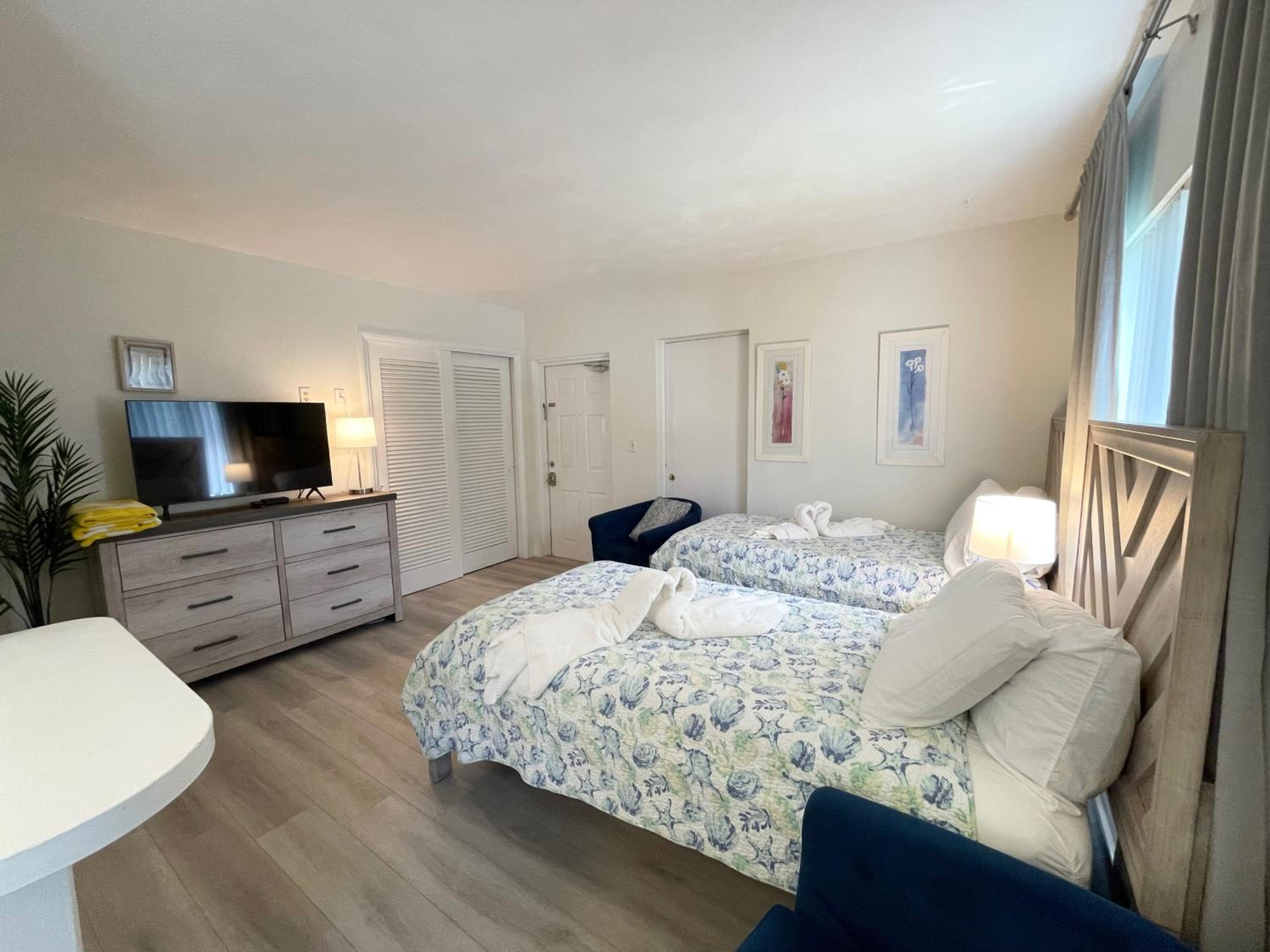 Small Twin Room