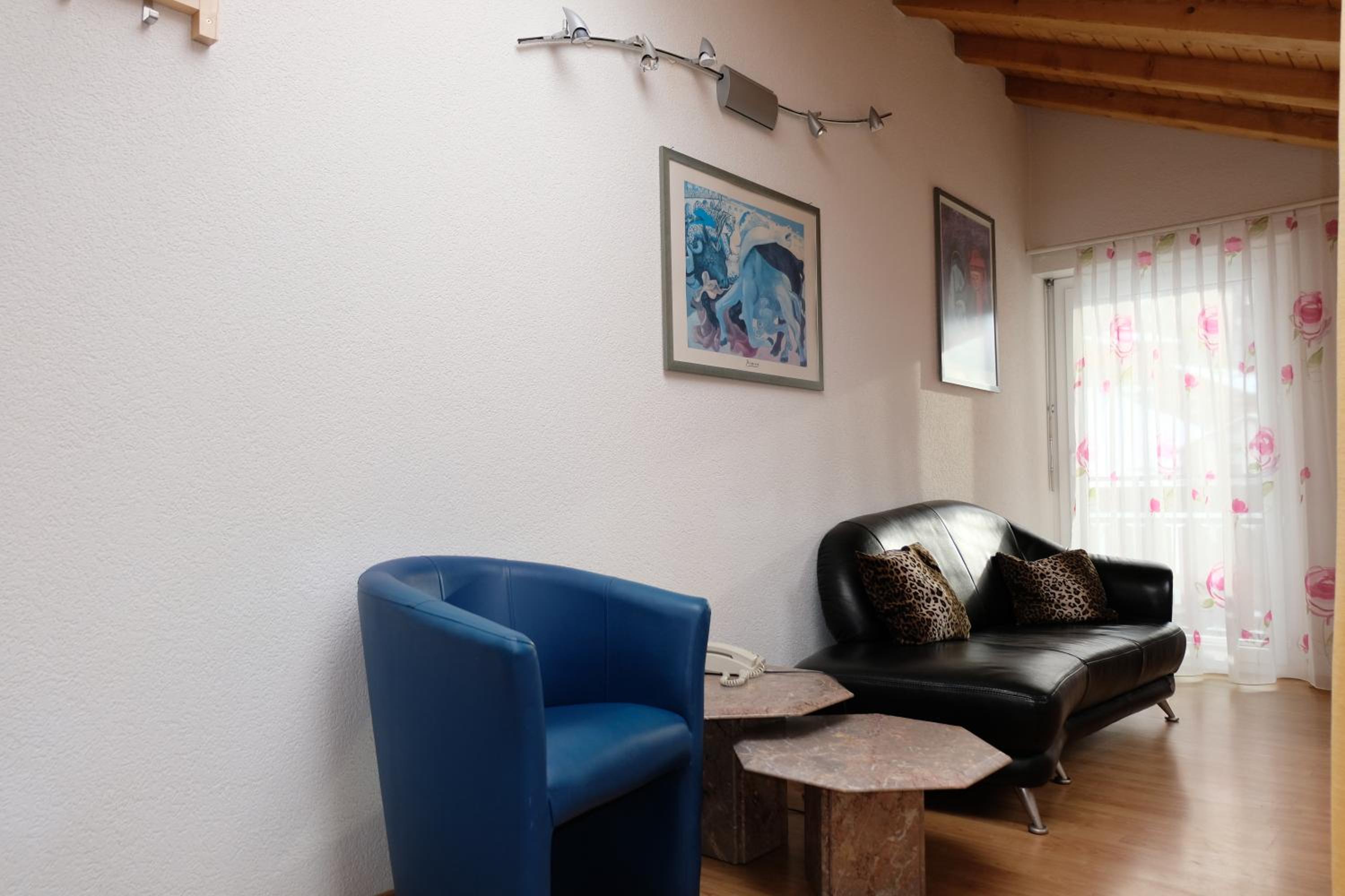 Apartment (3 Adults) with Matterhorn View