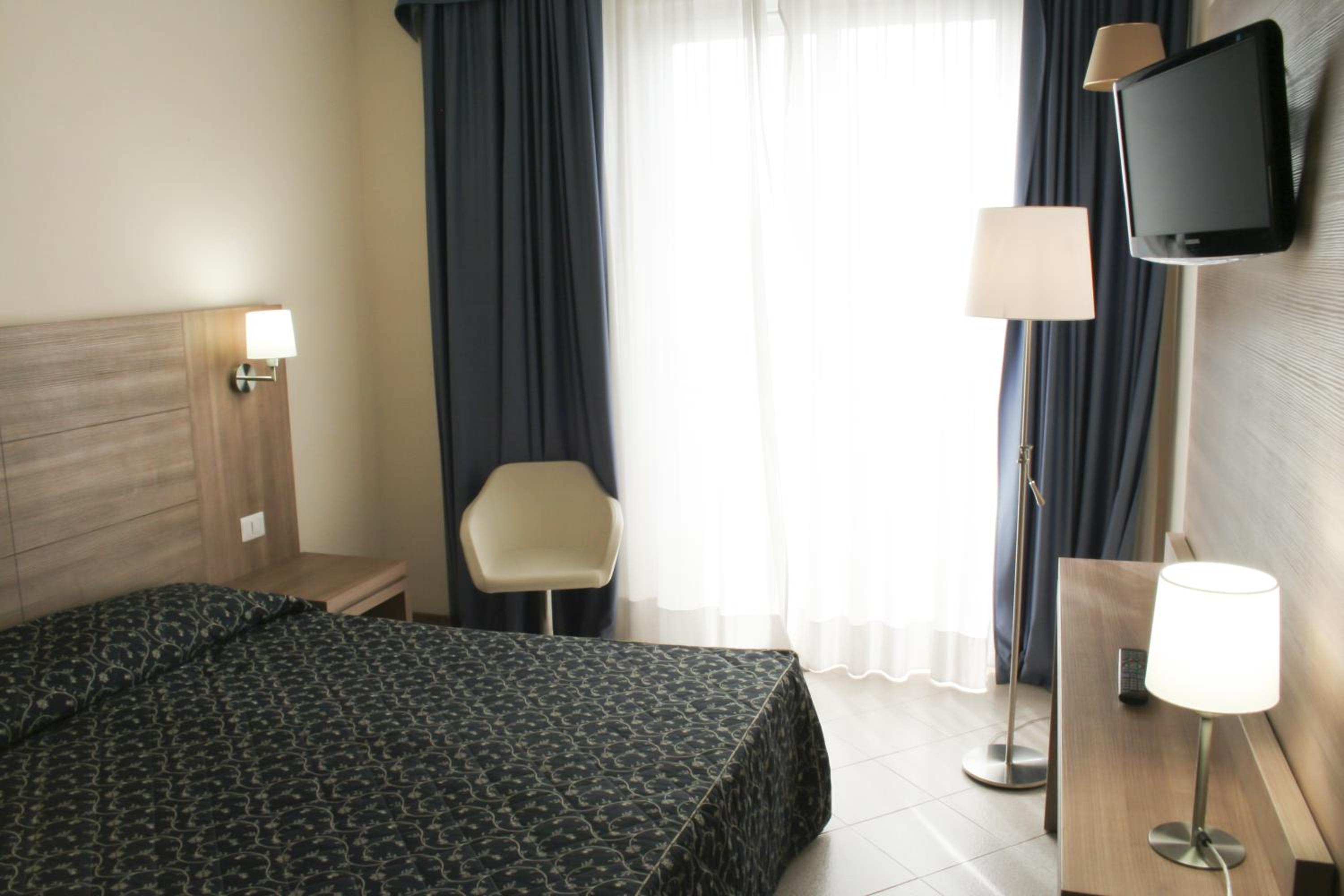 Standard Double Room with Sea View