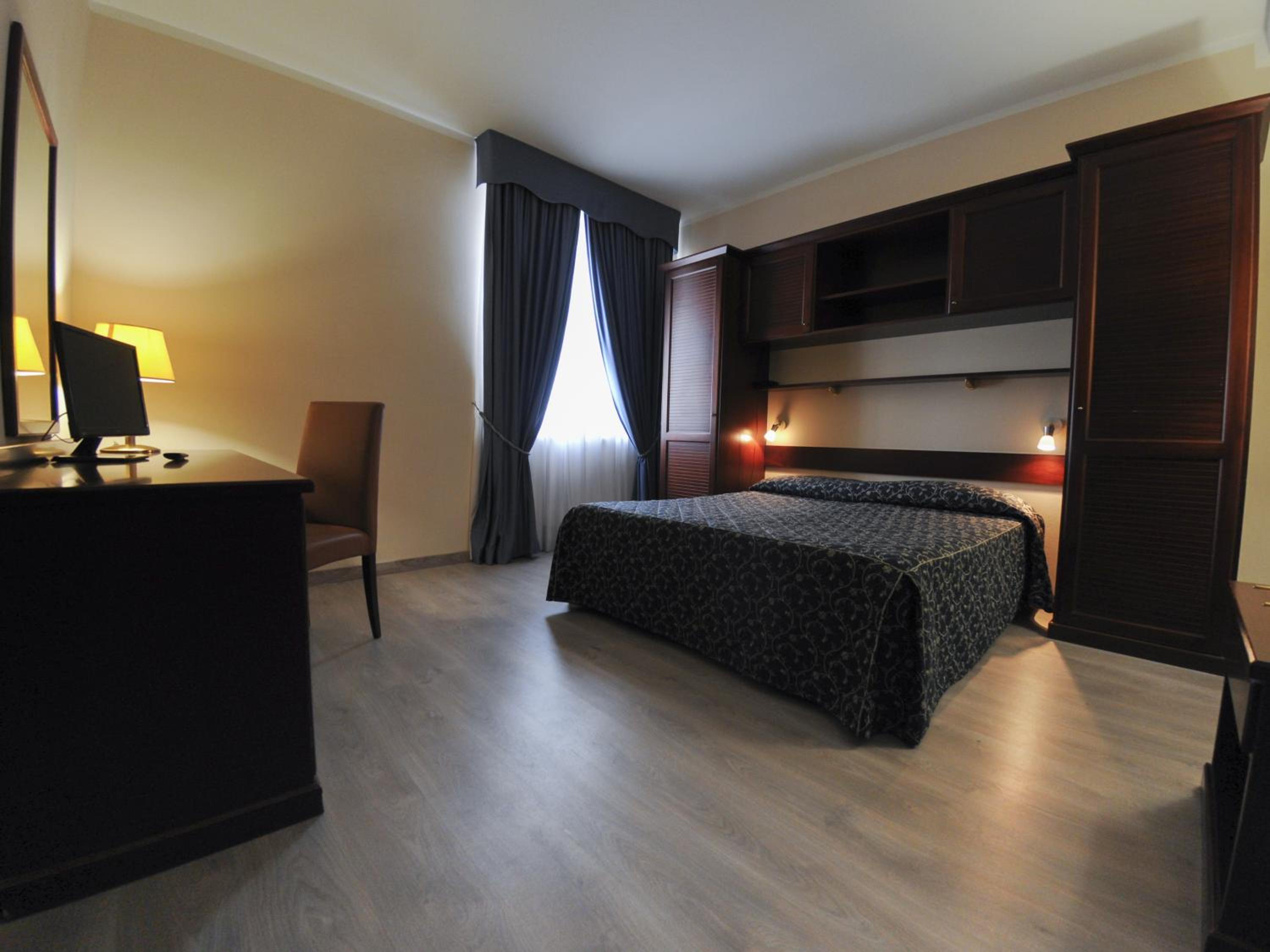 Standard Double Room with Sea View