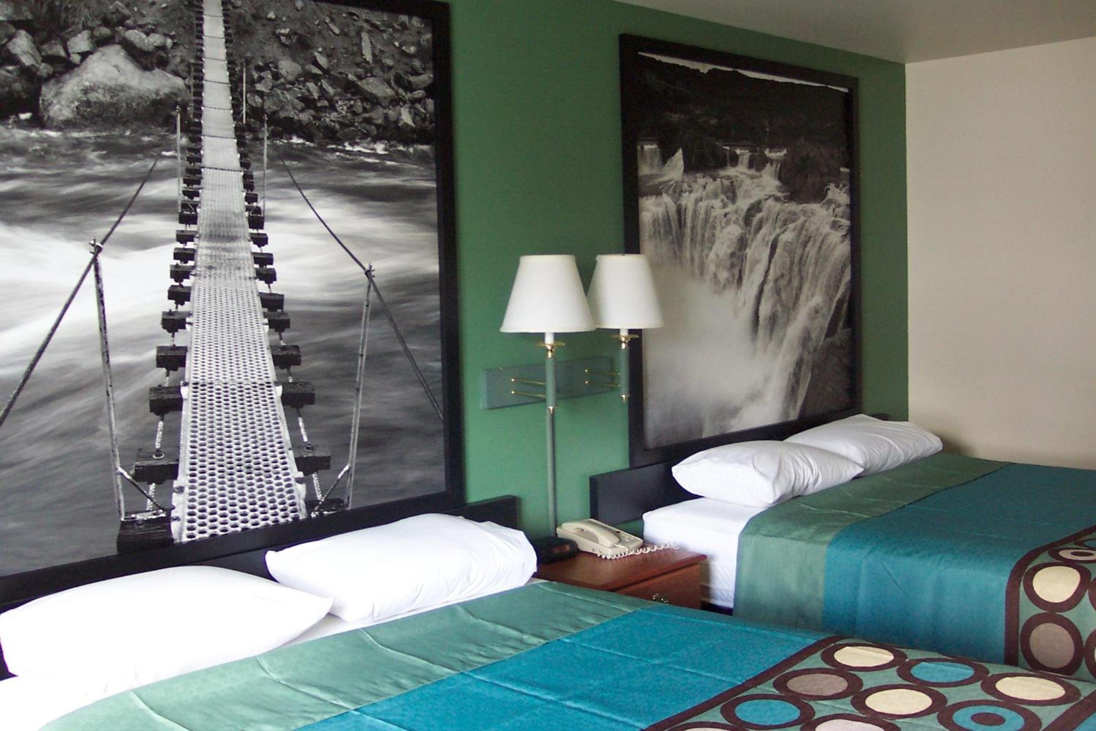 Queen Room with Two Queen Beds - Non-Smoking