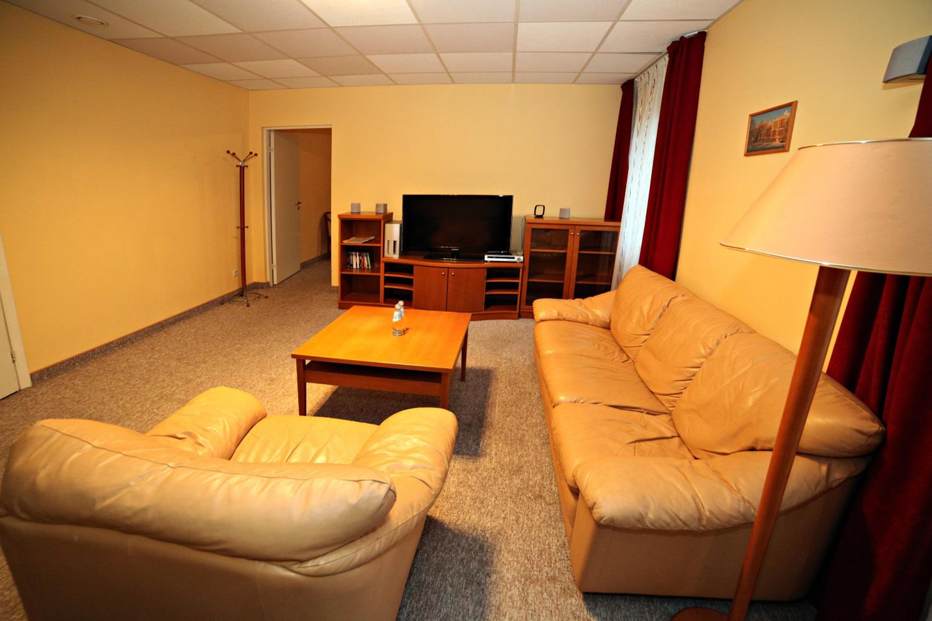 Standard Double Suite