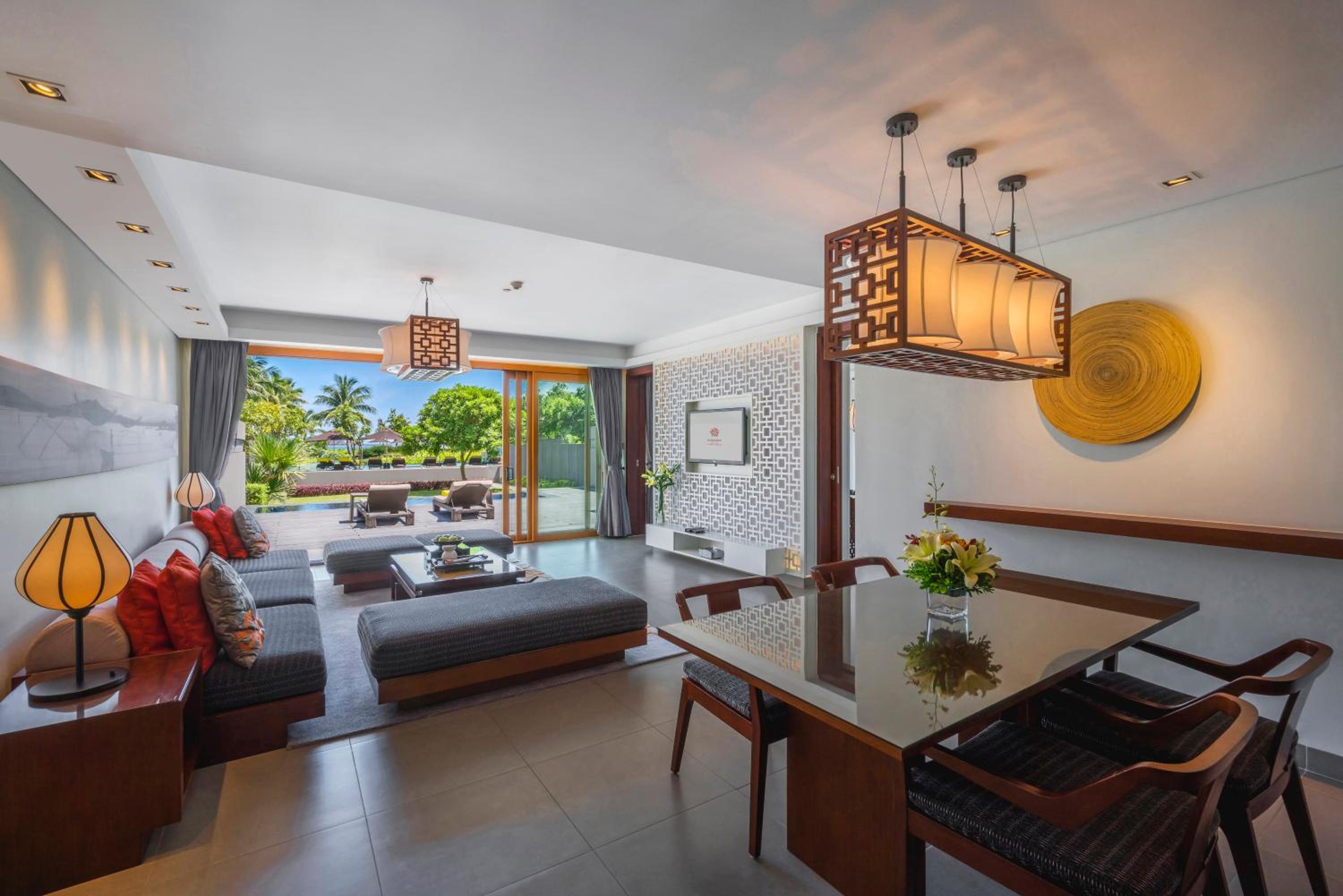 Courtyard One Bedroom Suite with Private Pool