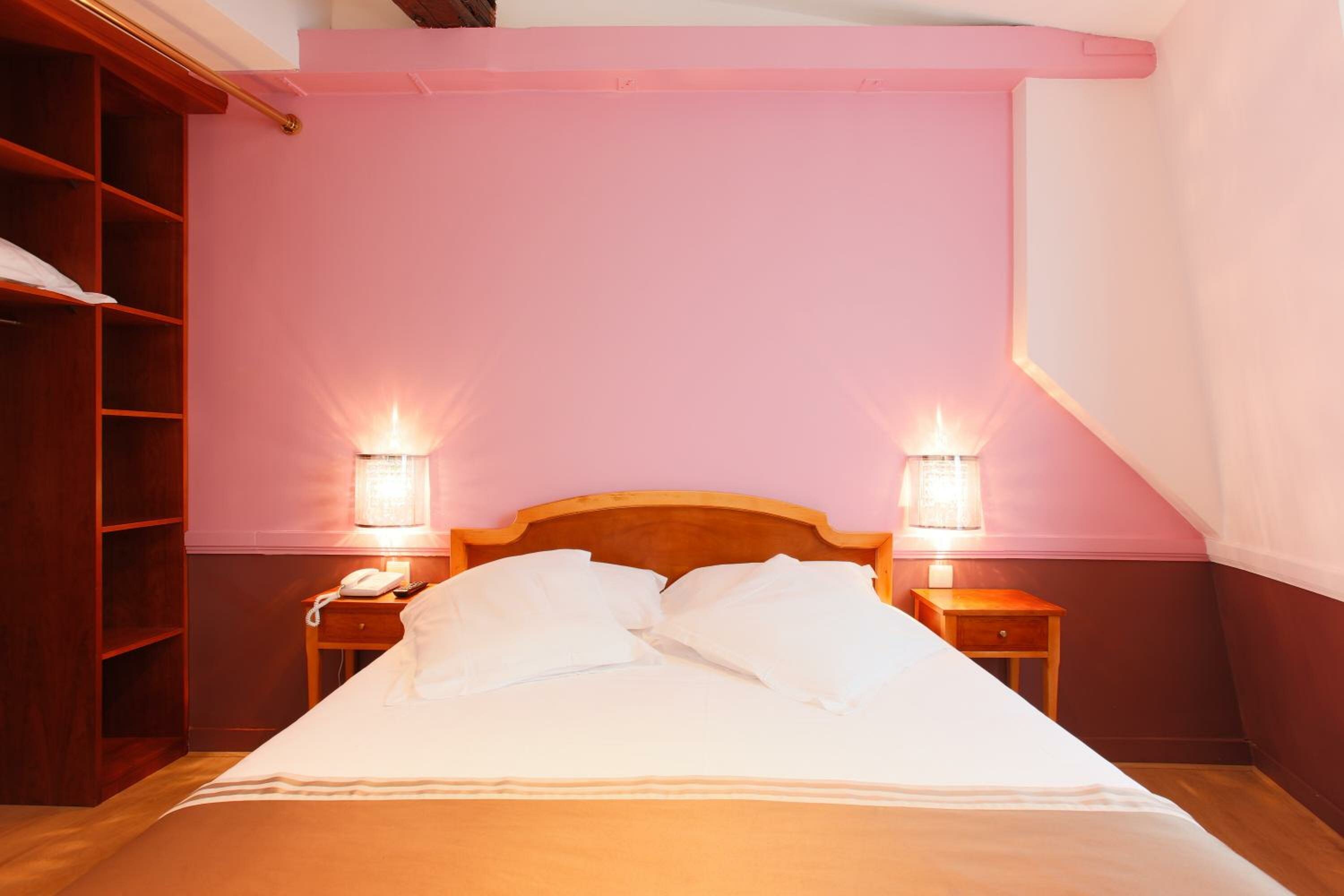 Junior Suite (2 Adults)