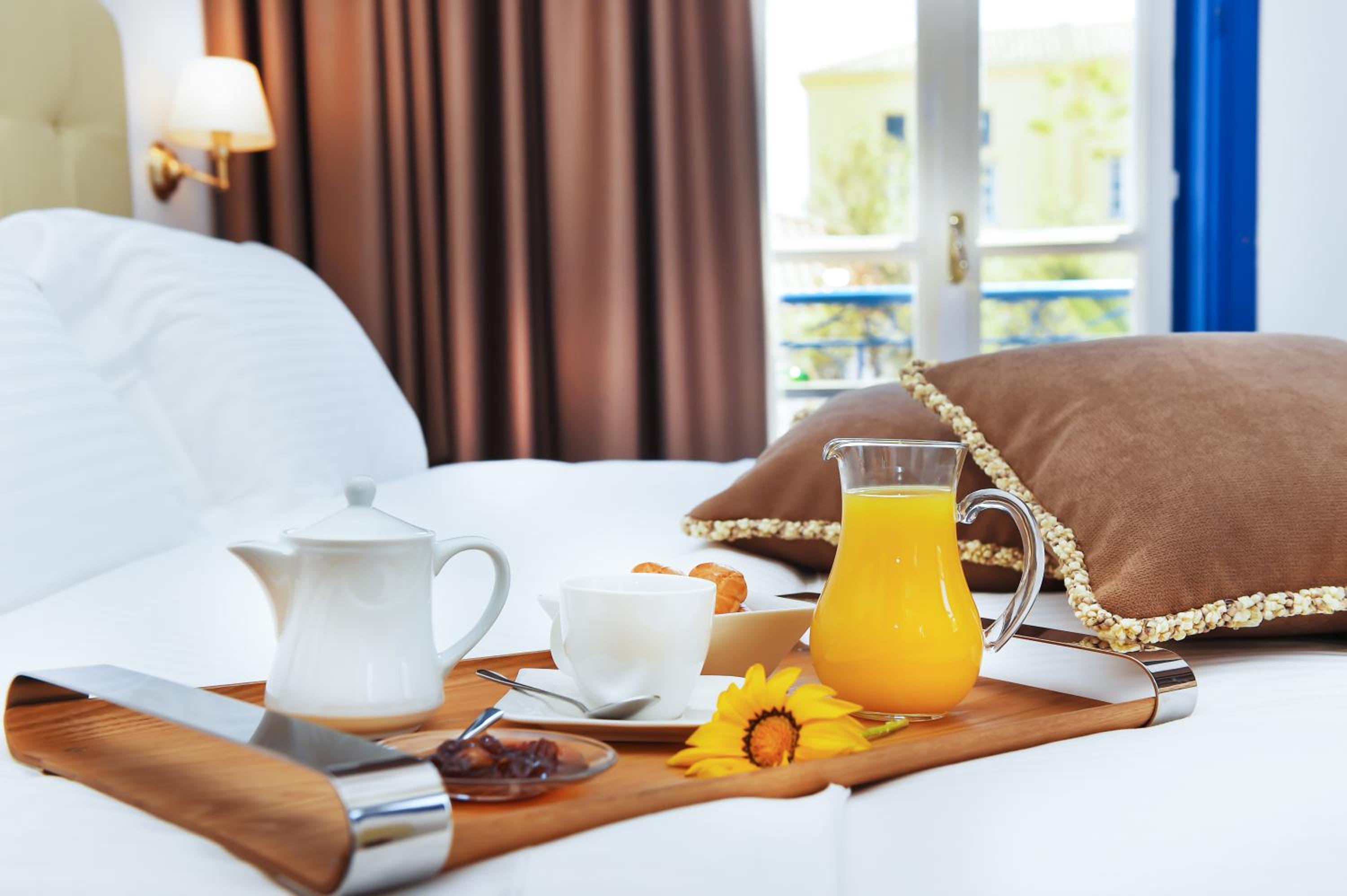 Double or Twin Room with City View