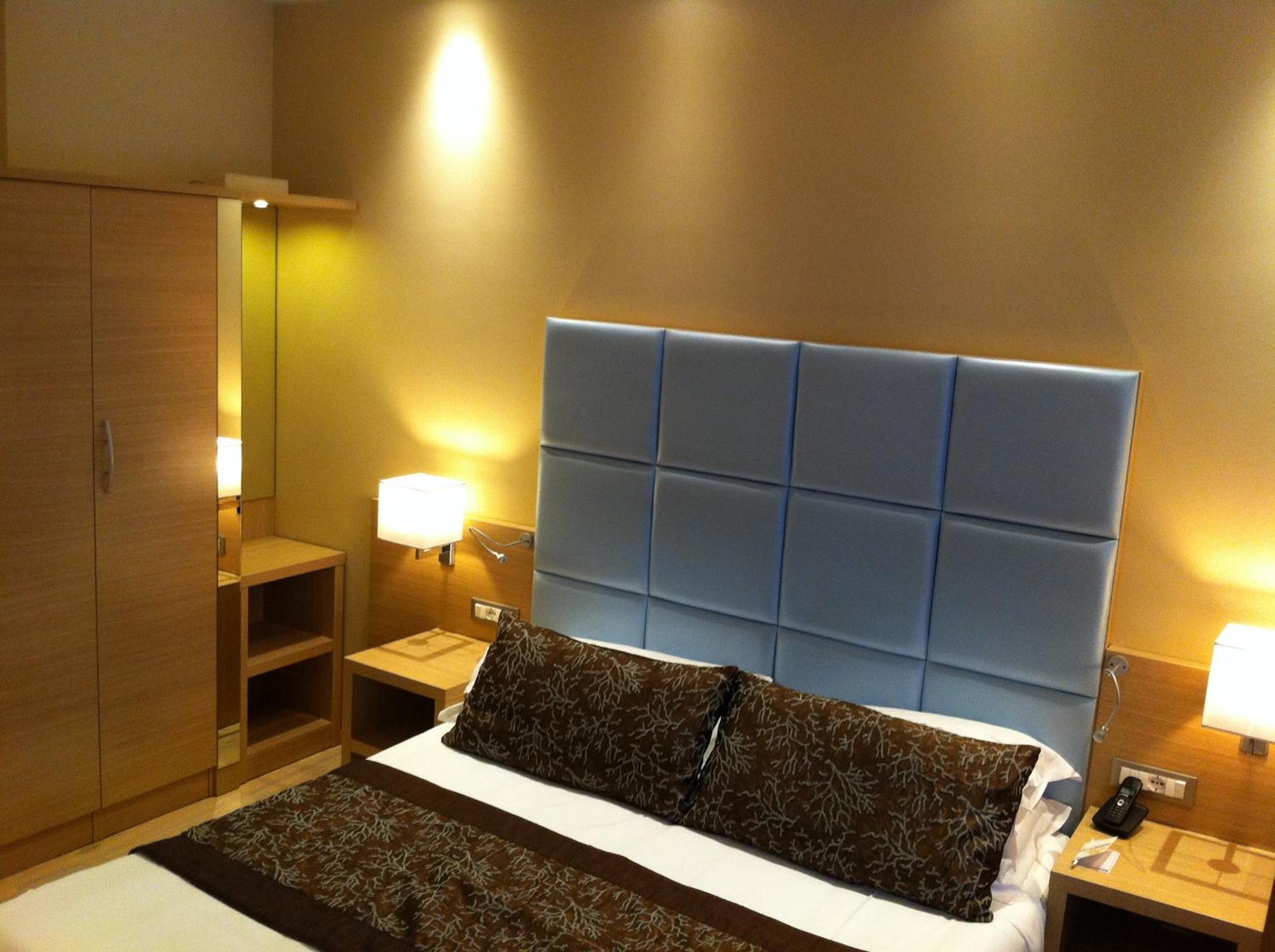 Deluxe Double Room with Balcony and Sea View