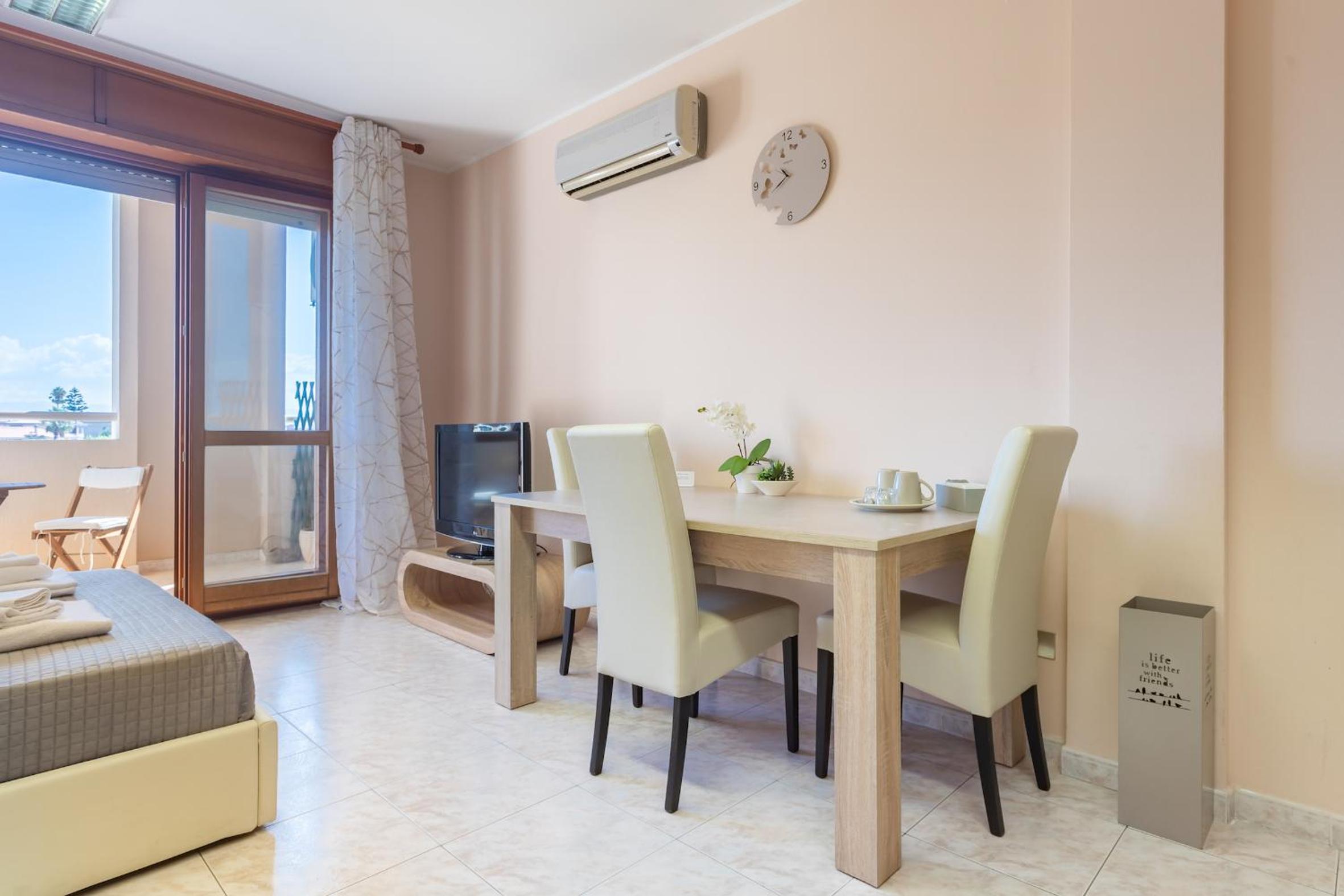 Triple Room with Balcony