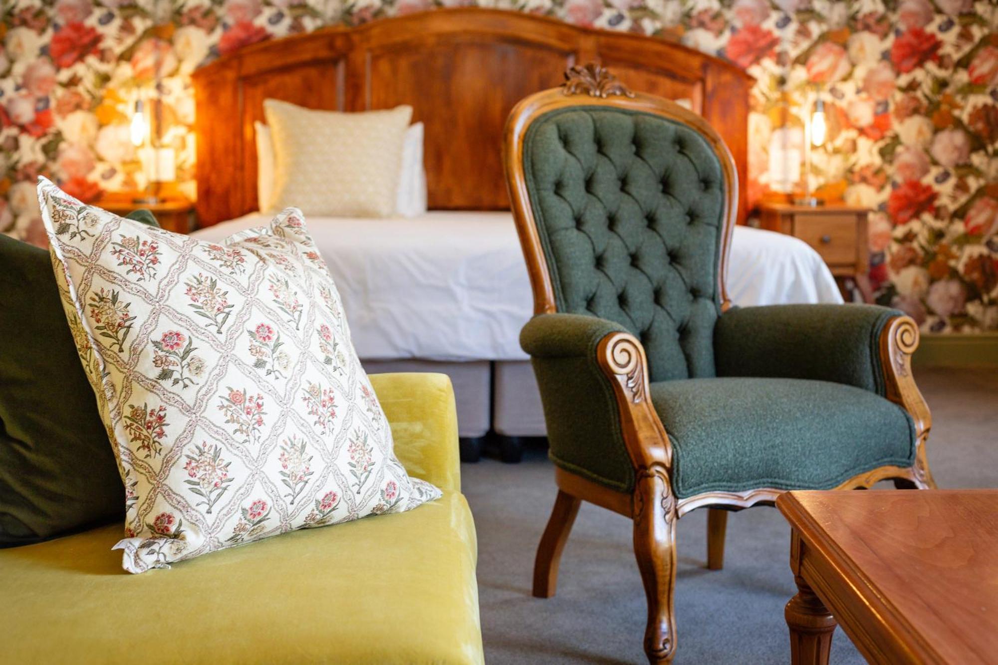 Luxury Studio (sleeps 4)