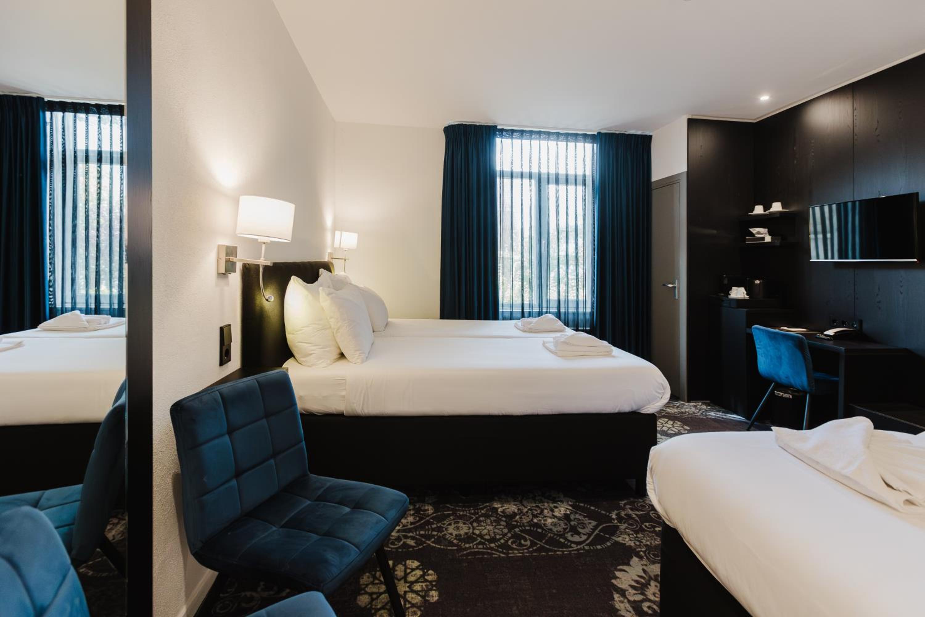 Classic Quadruple Room