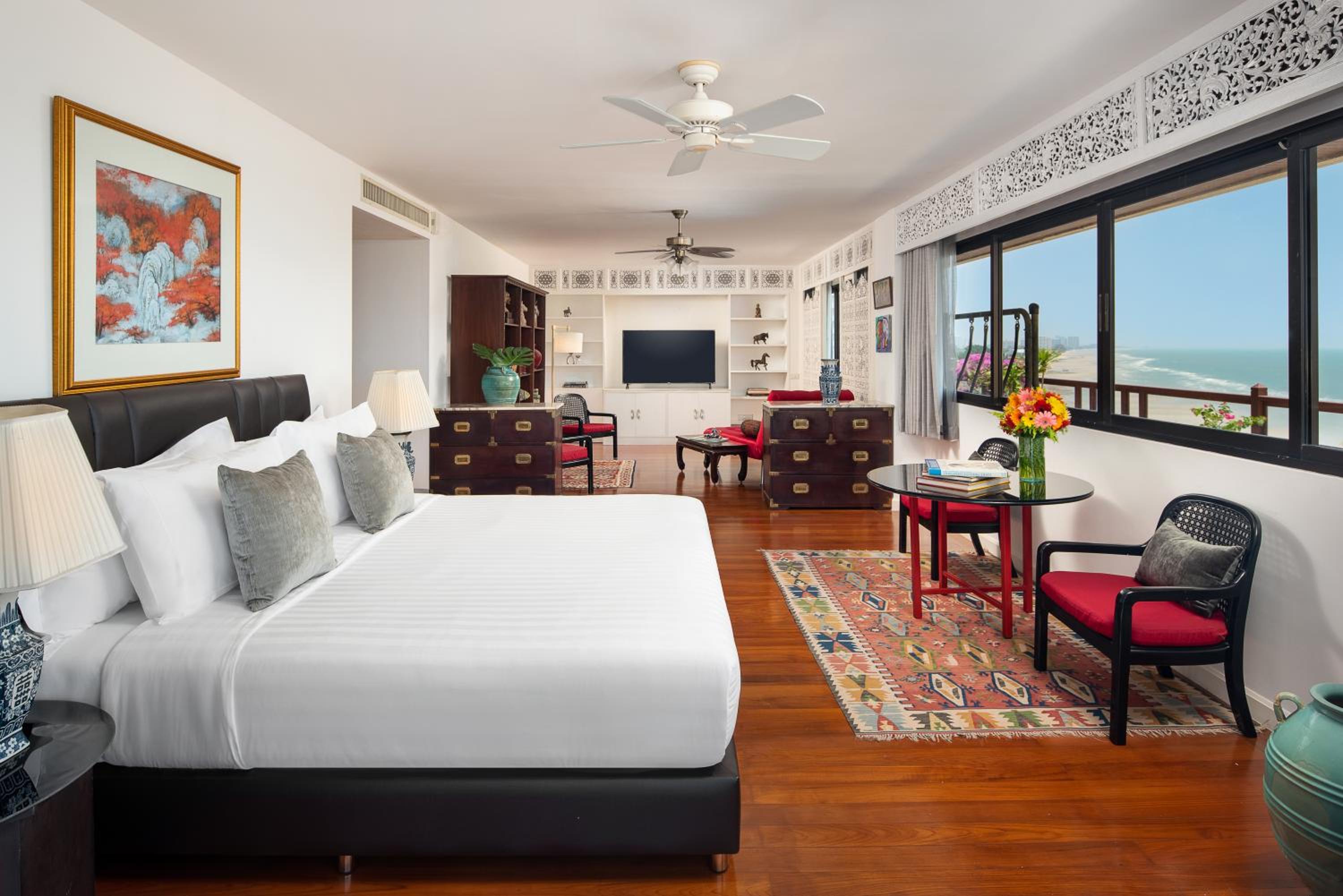 3-Bedroom Seaview Owner Penthouse