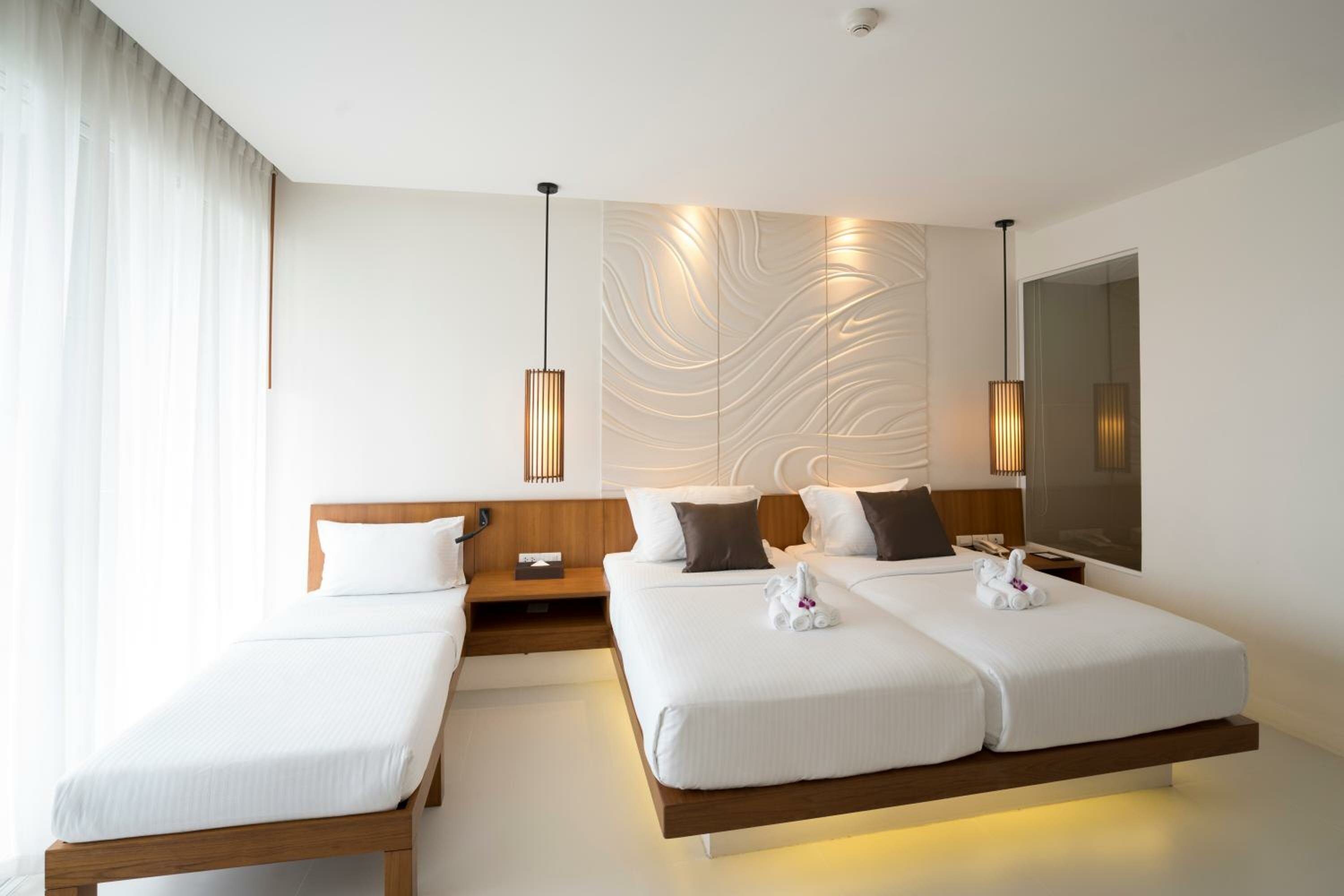 Deluxe Family Room with Balcony