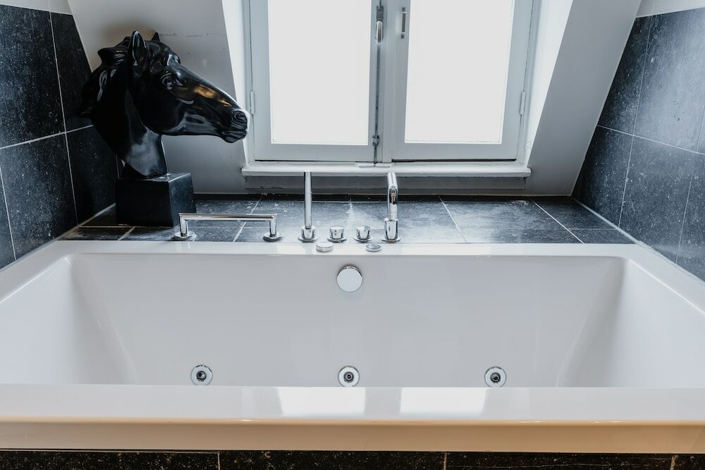 Junior Suite, 1 King Bed