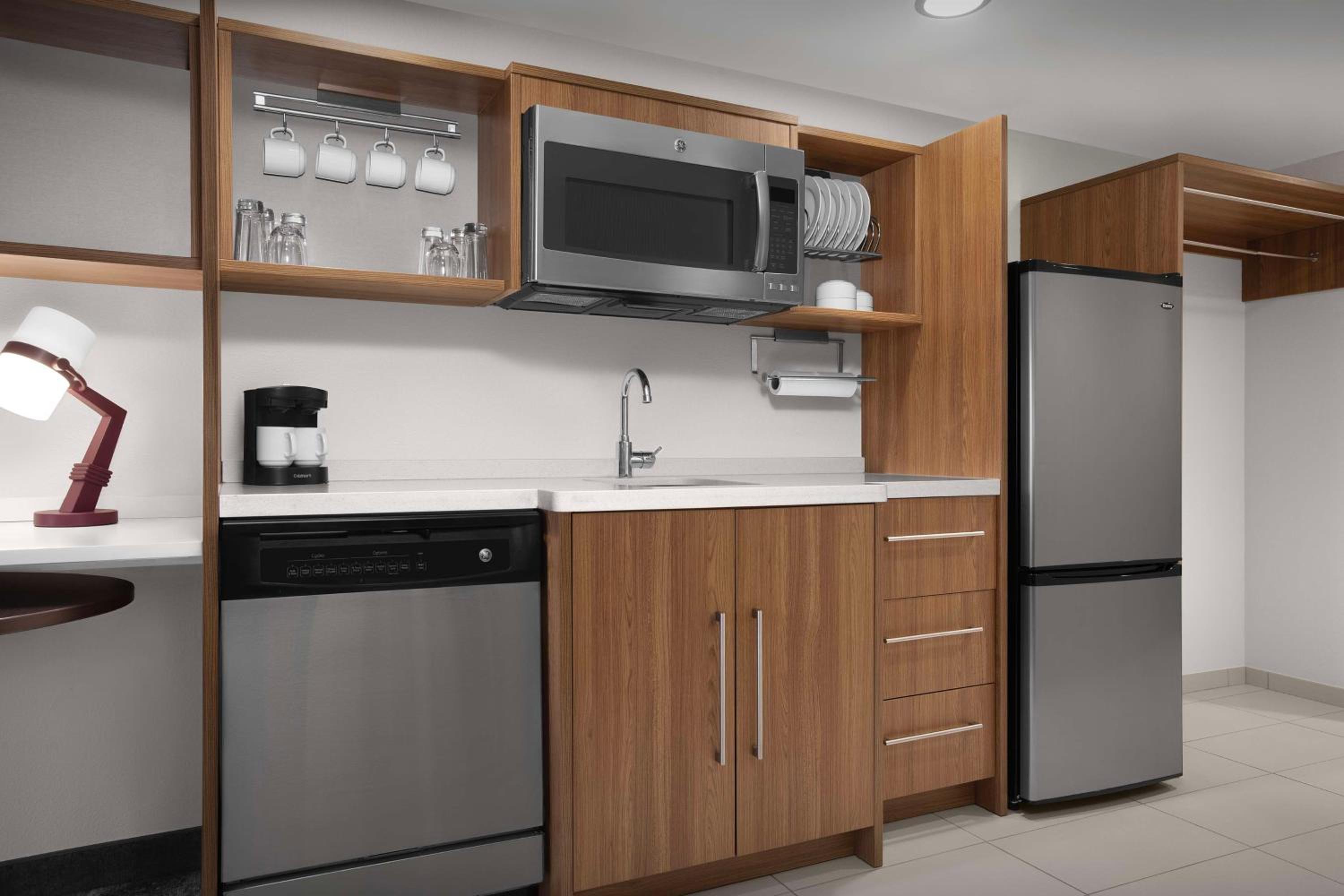 One-Bedroom King Suite