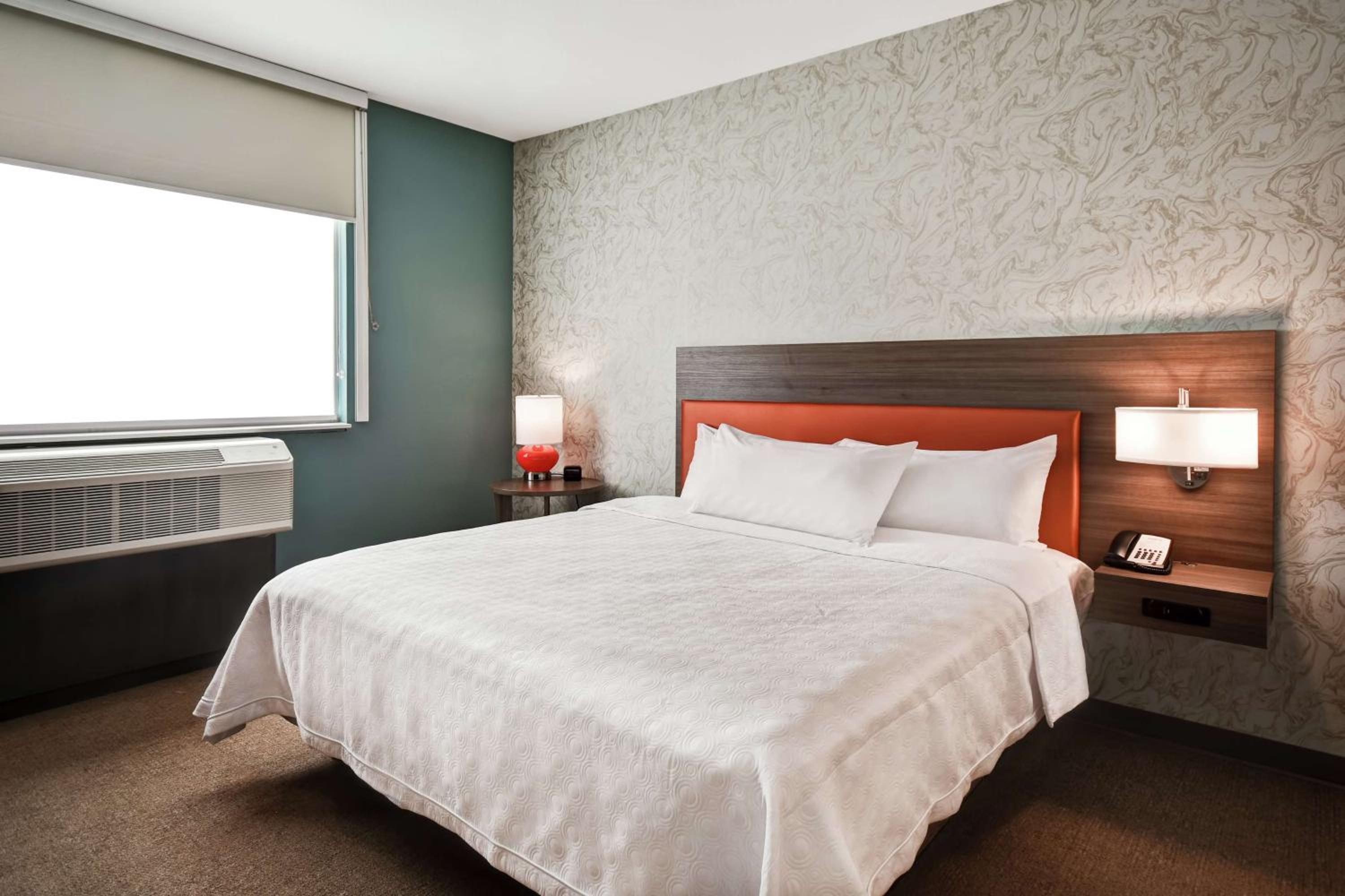 King Suite - Hearing Access/Non-Smoking