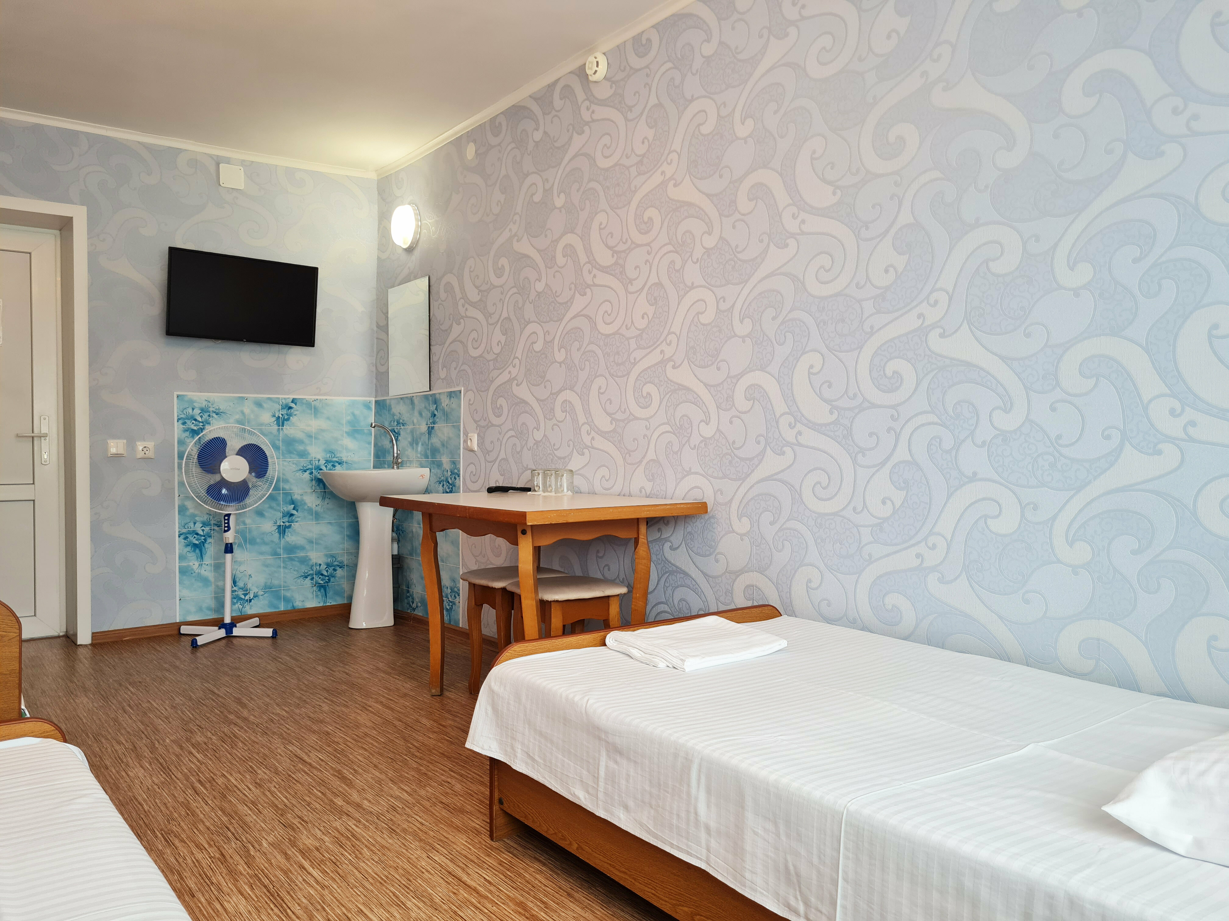 Бюджетный трехместный номер