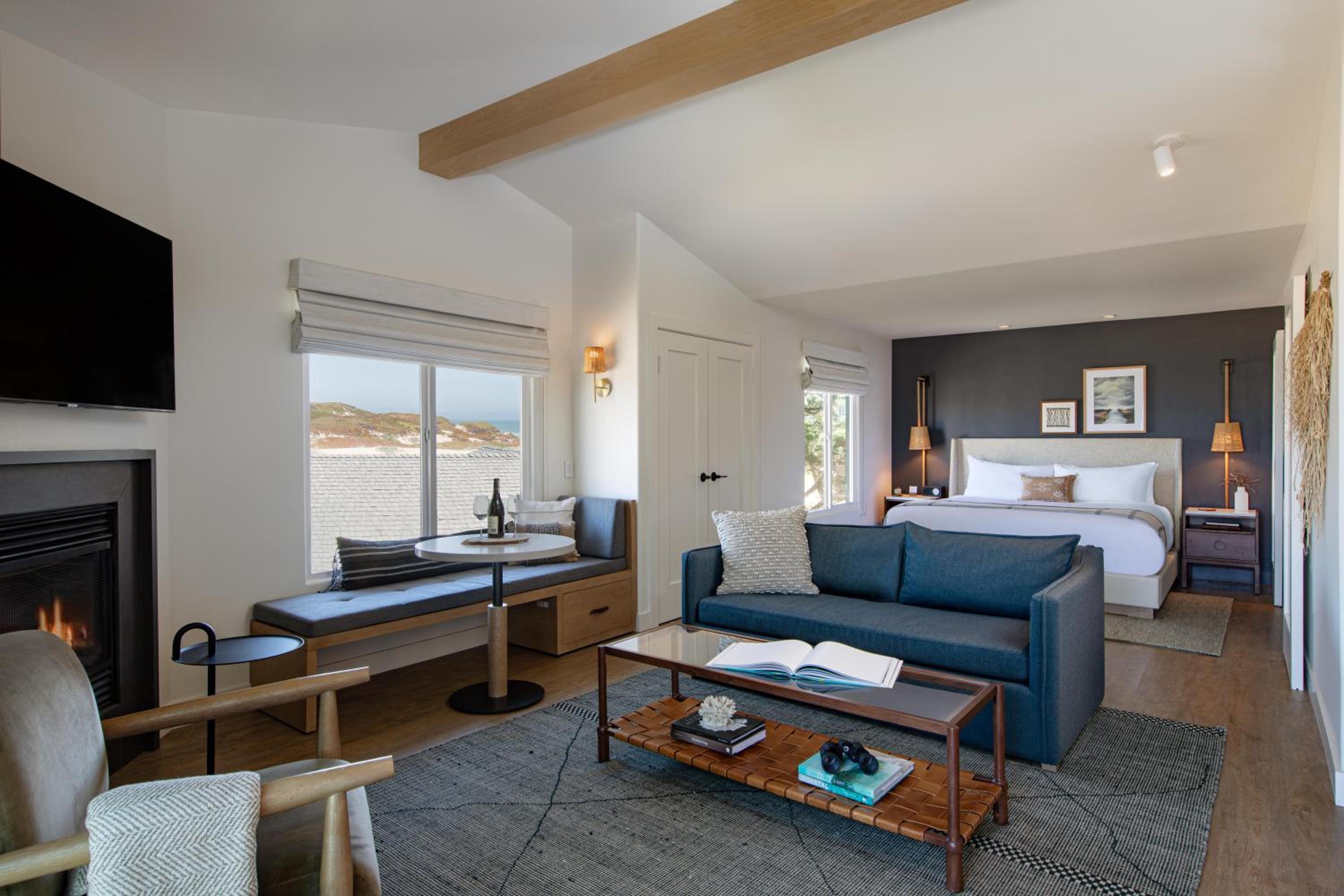 Coastal View Suite