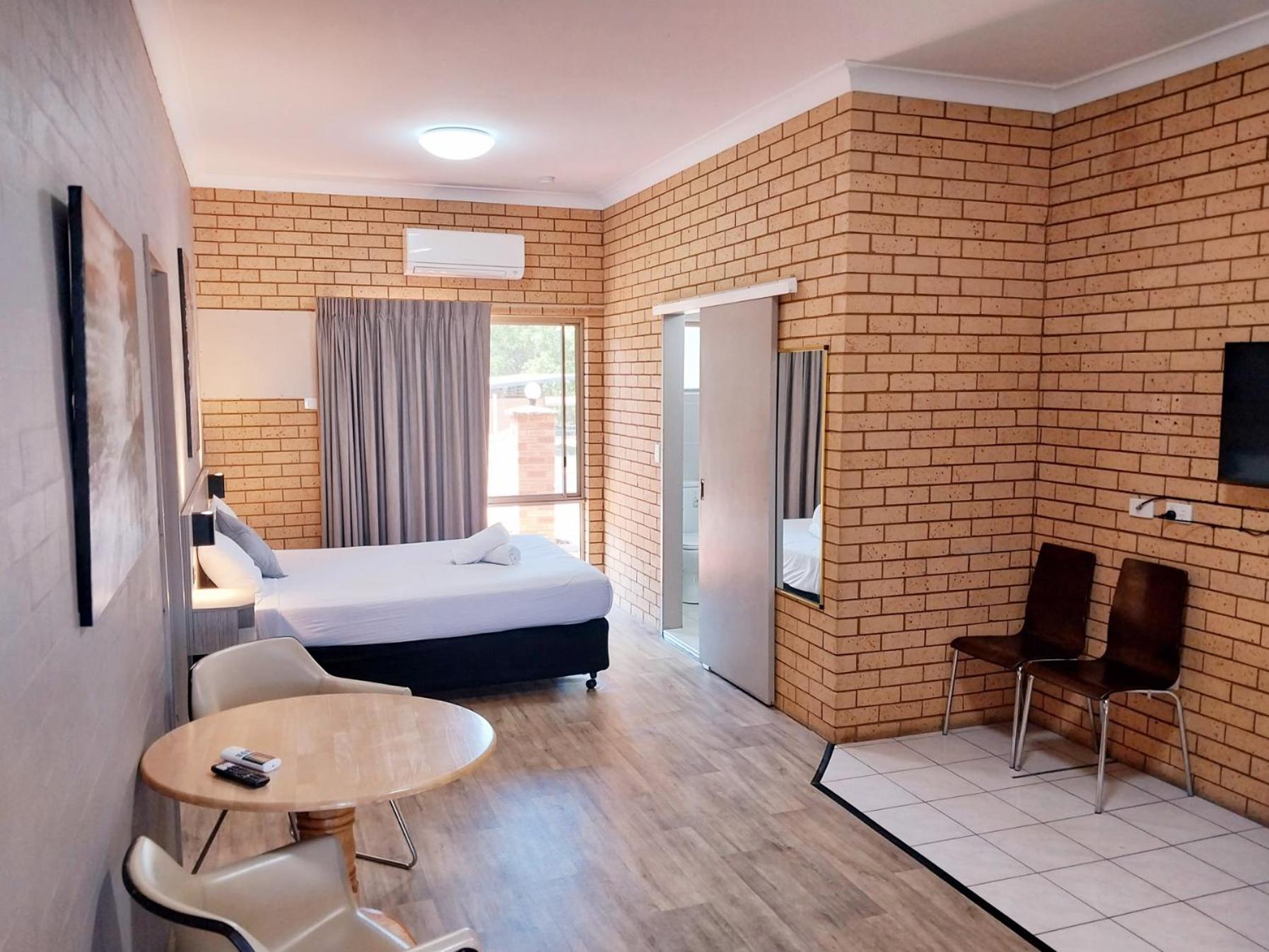 Family Apartment - Pet Friendly 