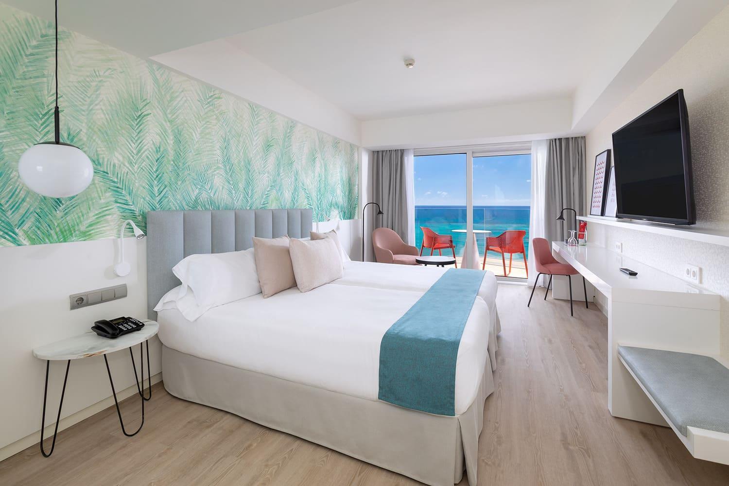 Deluxe Superior Double Room with Sea View