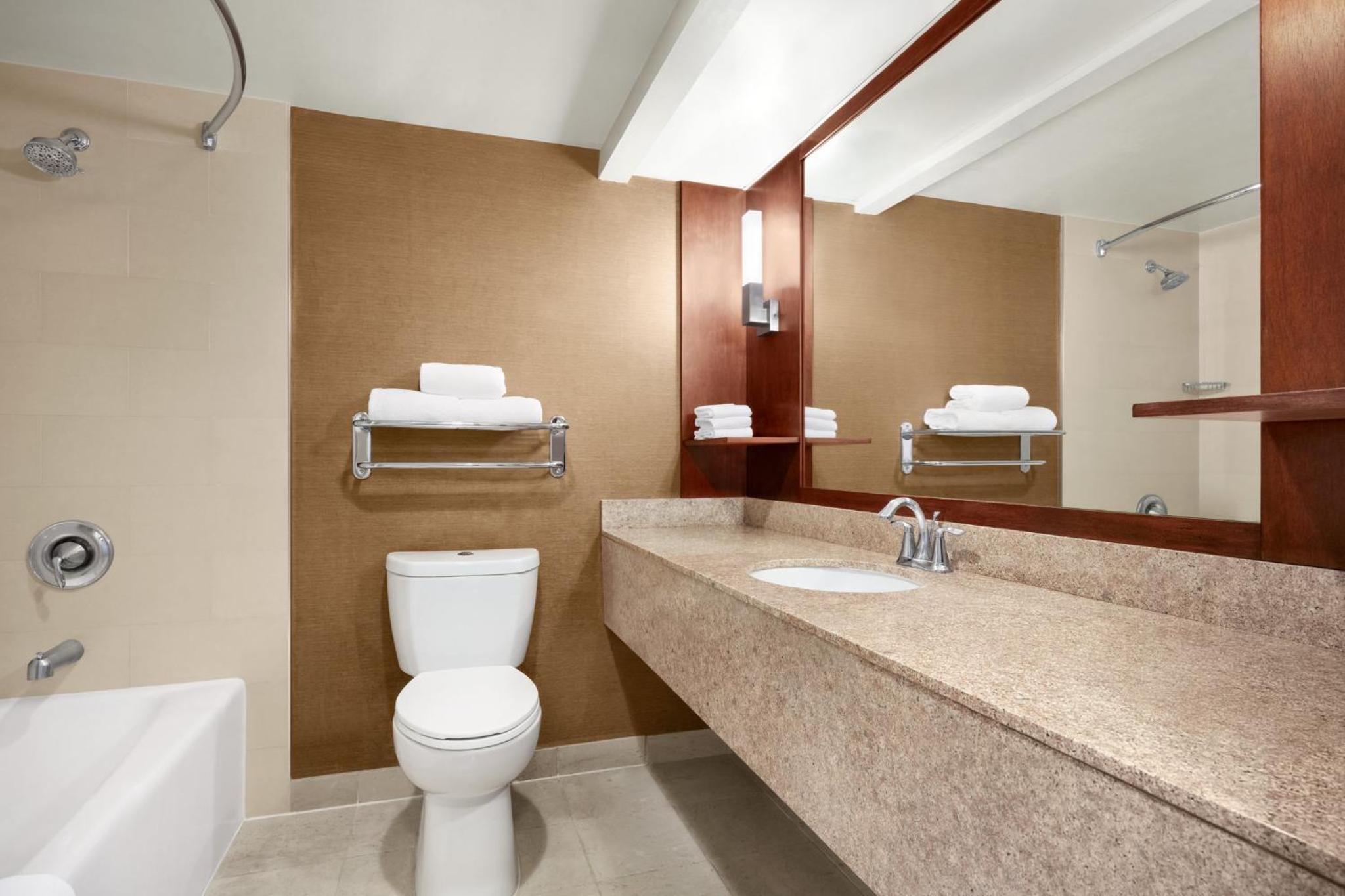 Standard King Room with Minifridge