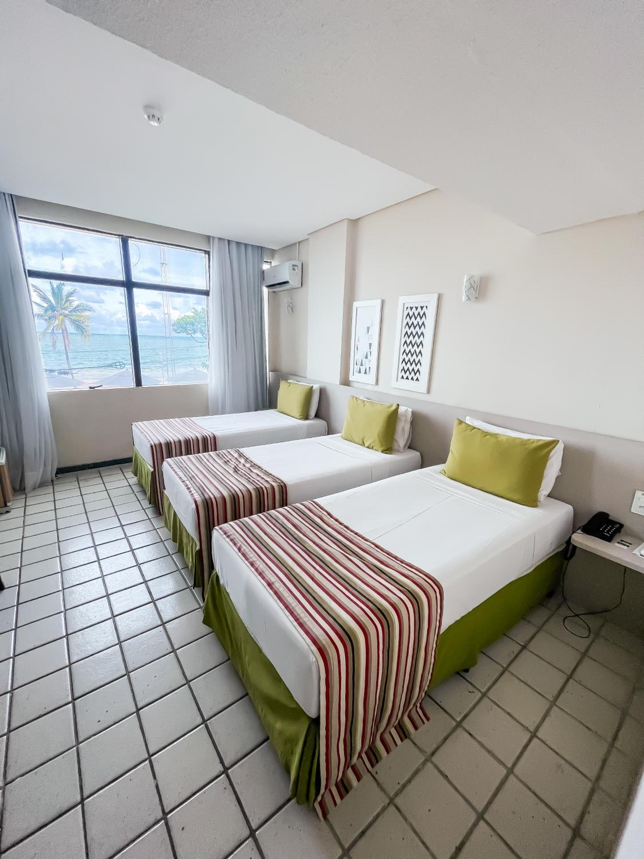 Triple Room with Sea View