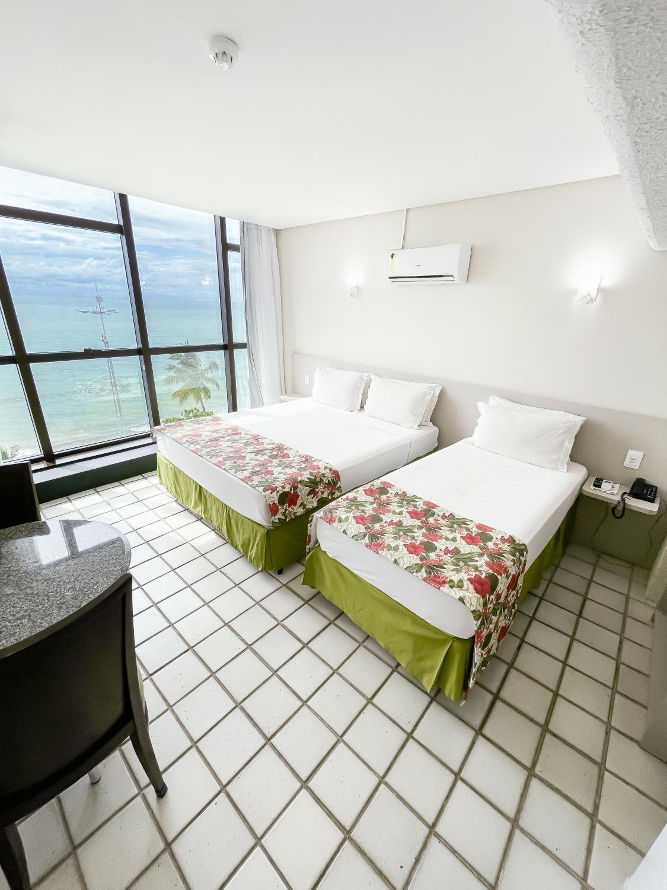 Triple Room with Sea View