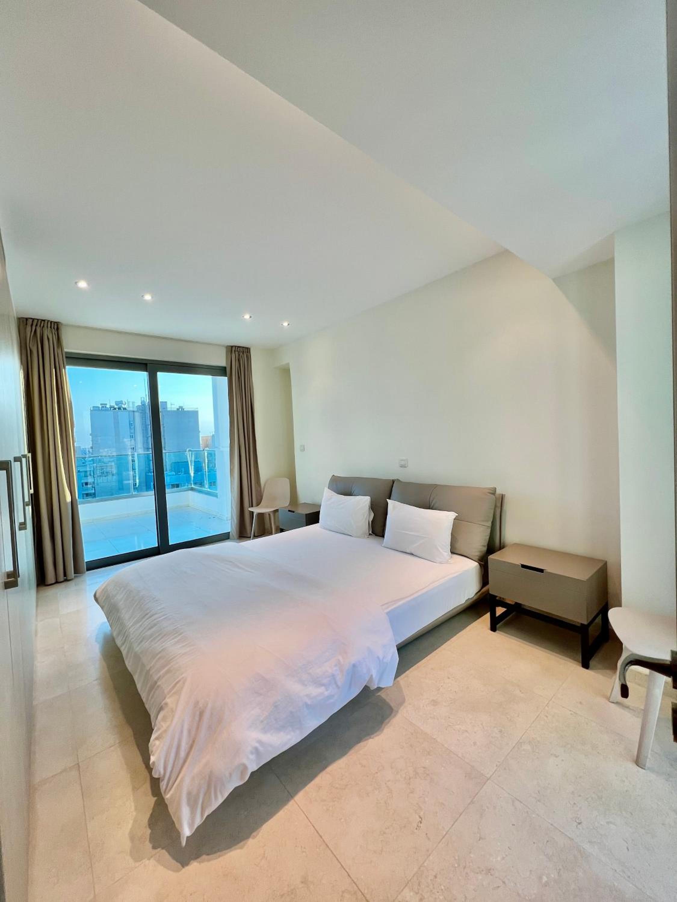 Apartment with Site Sea View